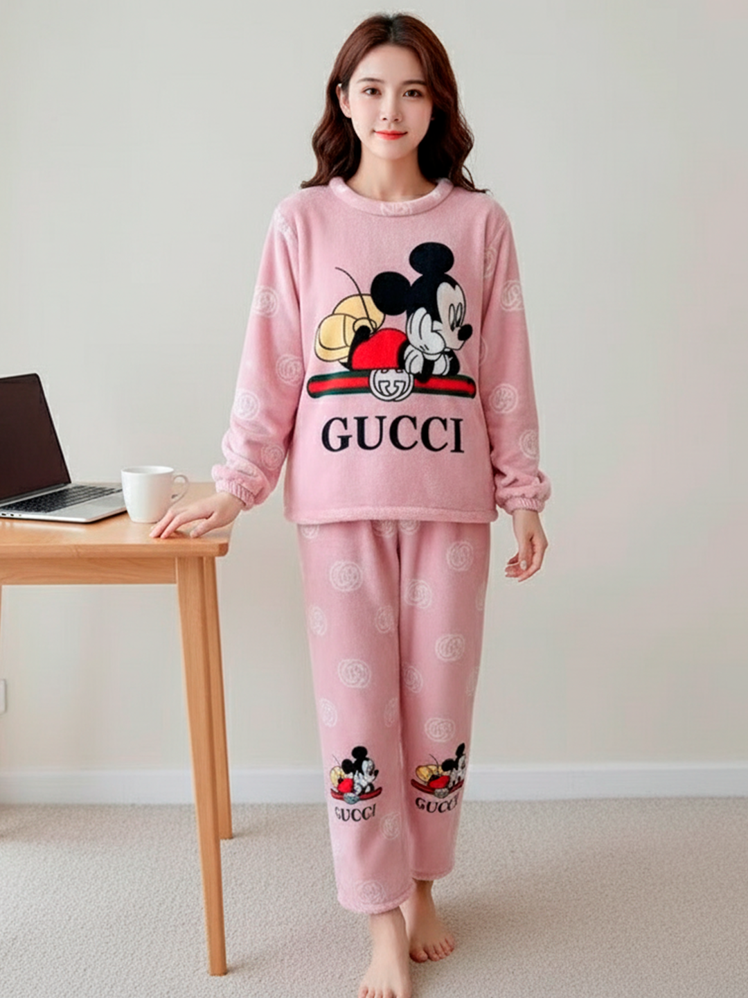 Pijama ayollar uchun