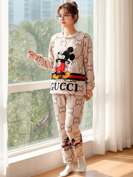 Pijama ayollar uchun