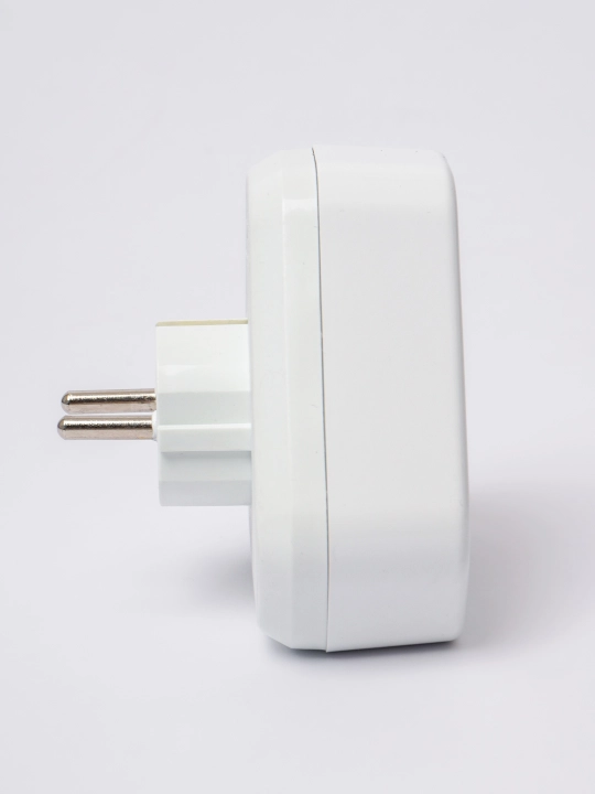 Uch rozetkali troynik Vesta electrical