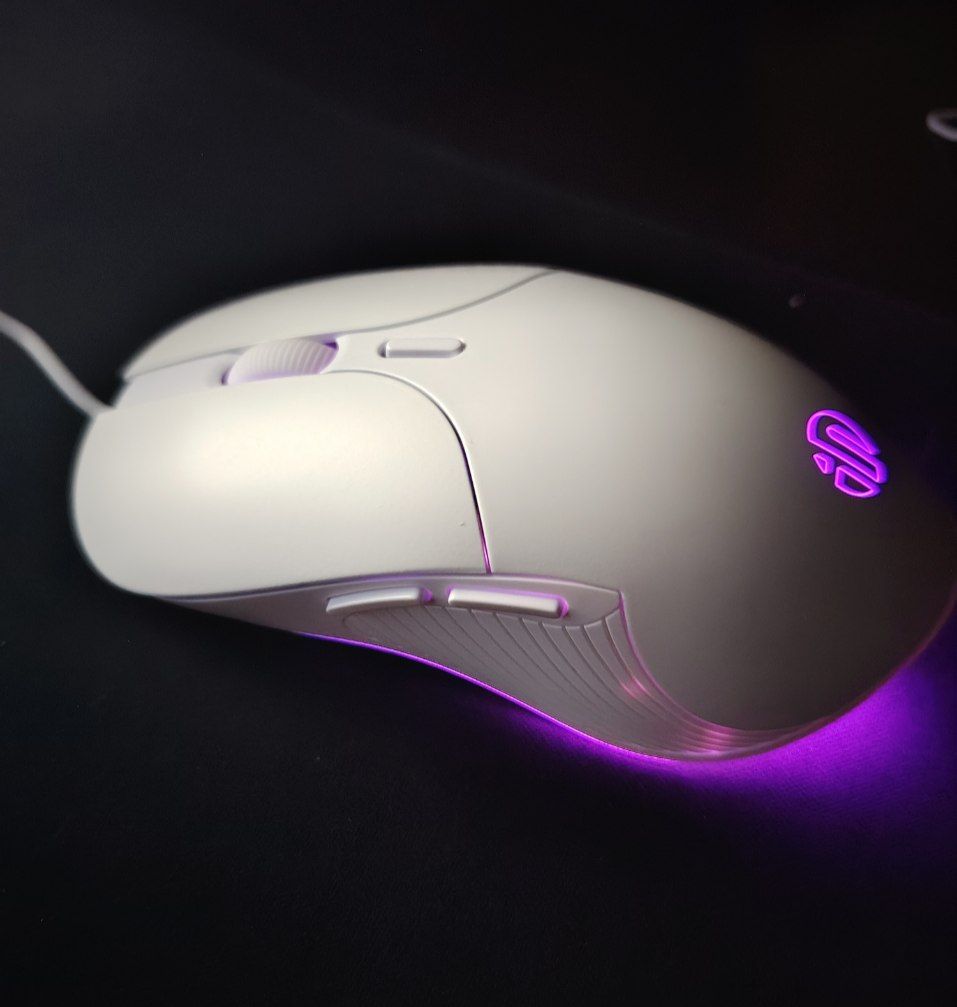 O‘yin sichqonchasi, simli, shovqinsiz va RGB yoritgichli, optik sensor, 12800 DPI