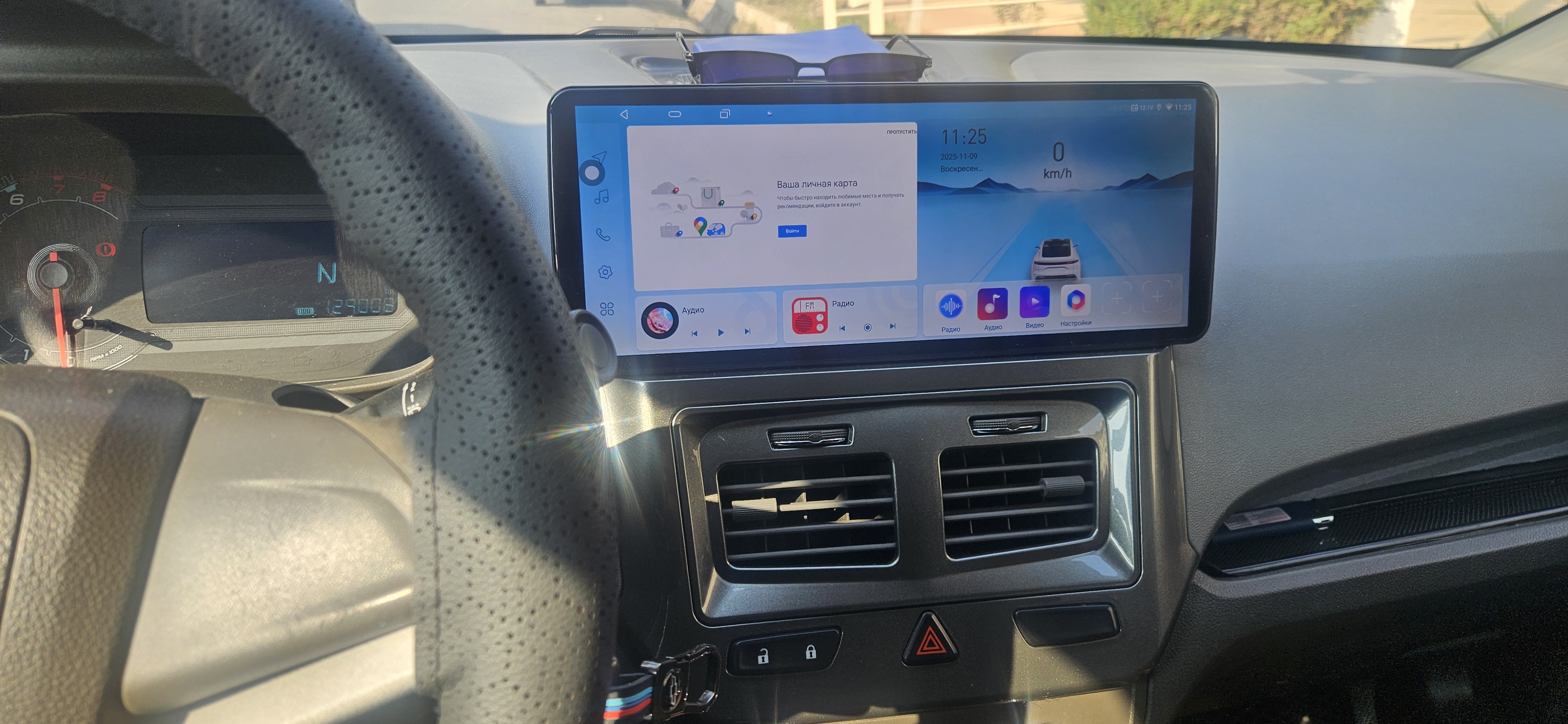 Автомагнитола Тесла Андроид монитор, SIM 12.3 дюйм 4.64GB, 360, куллер Wi-Fi кабелями