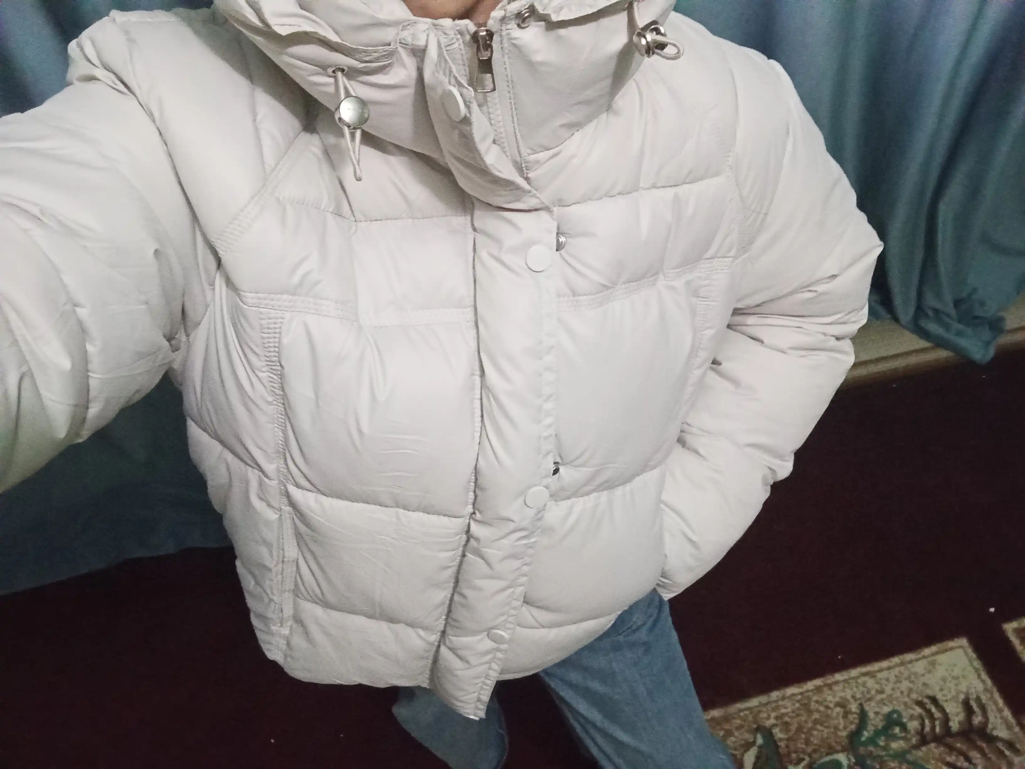 Kurtkalar ayollar uchun, oversize, qalin kapishoni bilan still koreyskiy kuz va qish uchun