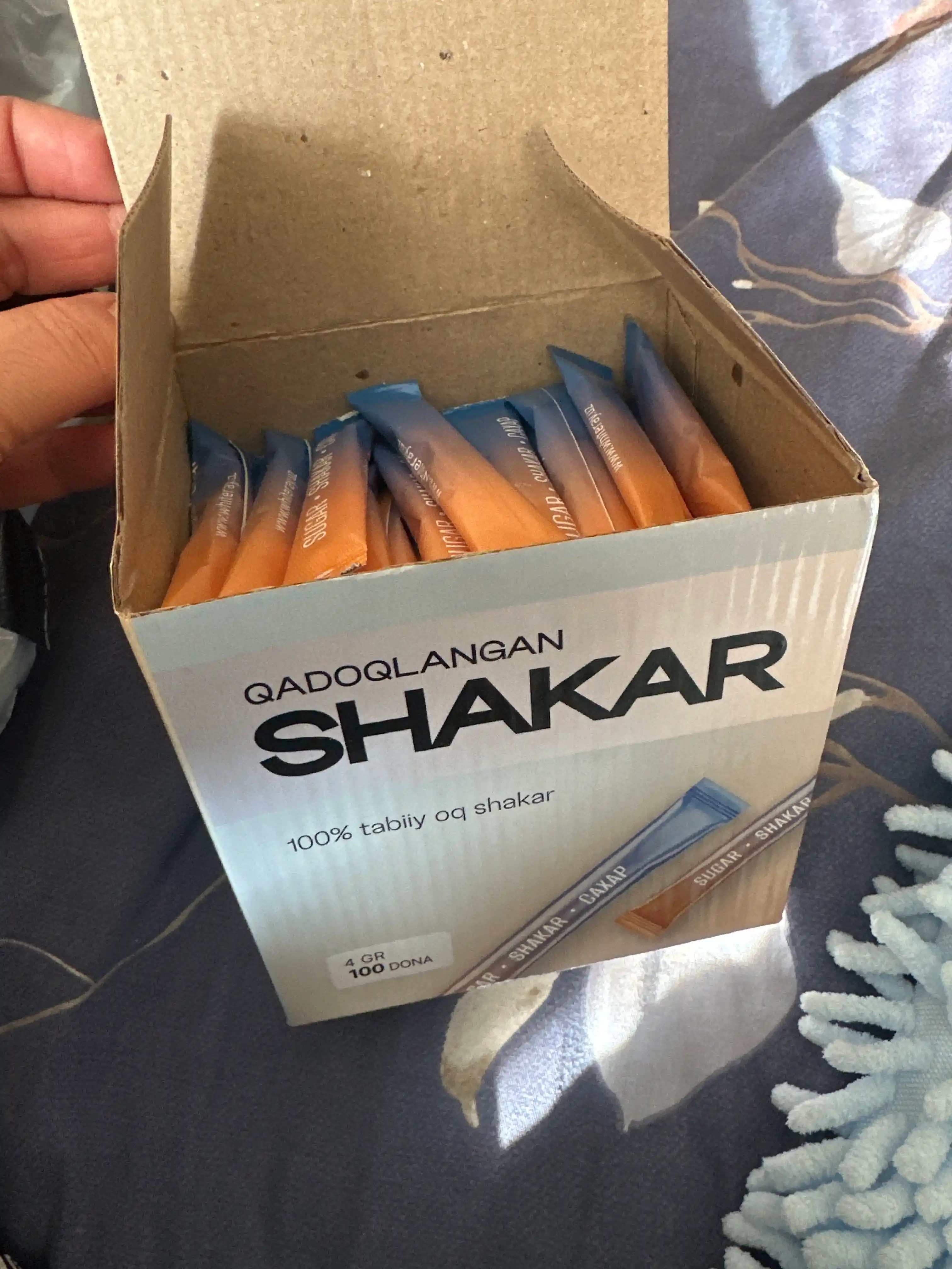 Qadoqlangan shakar (4g), stik - uyda va ofisda foydalanish uchun qulay ixcham o‘ramda