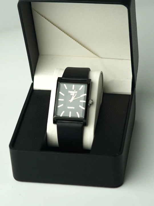 Tissot Classic Rectangle — Elegant erkaklar soati - 