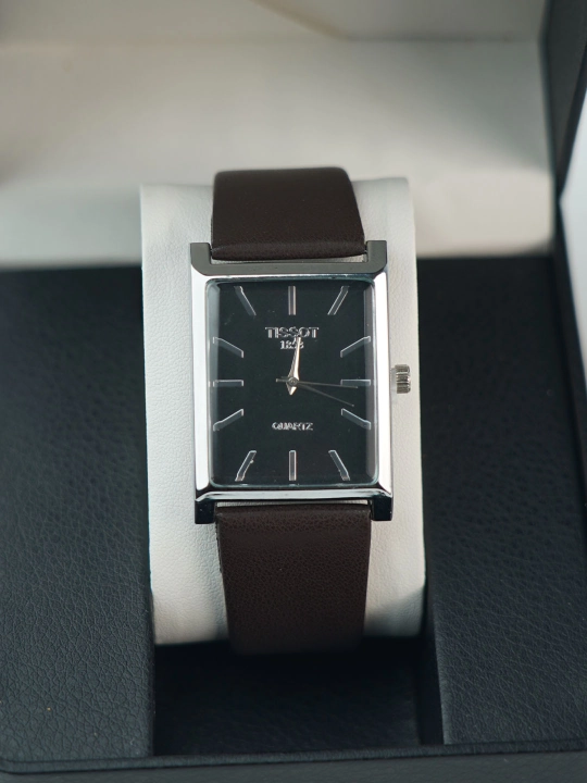 Tissot Classic Rectangle — Elegant erkaklar soati