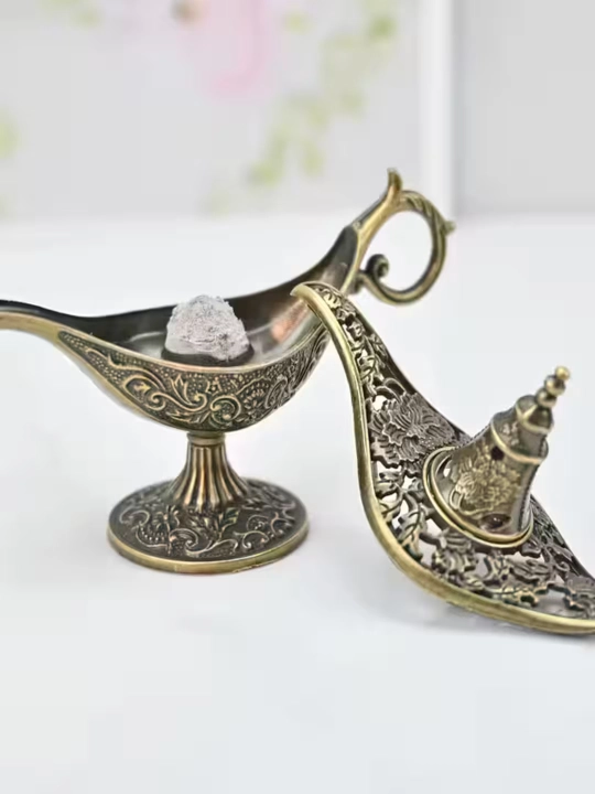Tutatqi uchun taglik "Aladdin chirog'i"