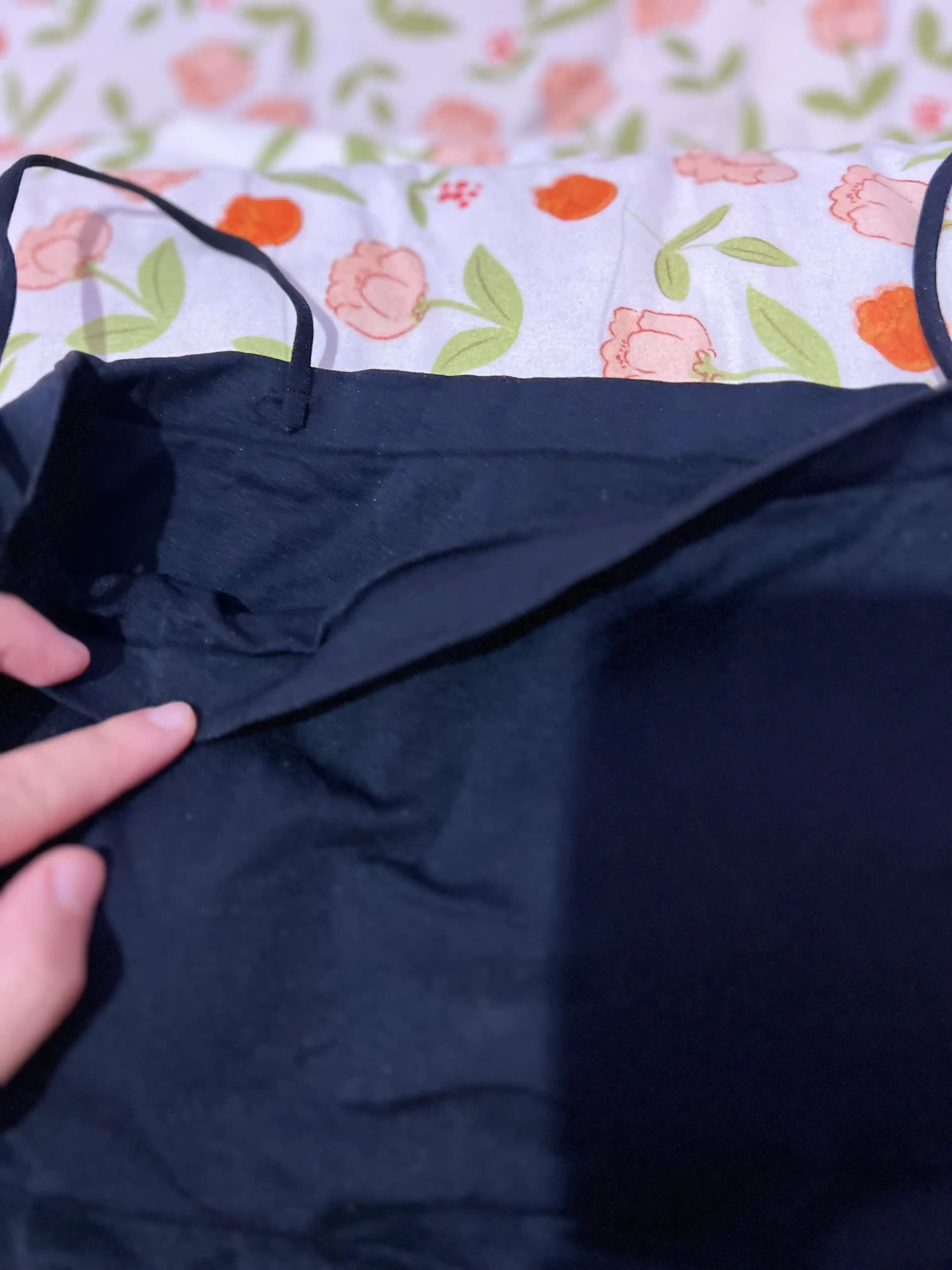 Ayollar uchun choksiz bralet topi - tasmali mayka, elastik va qulay