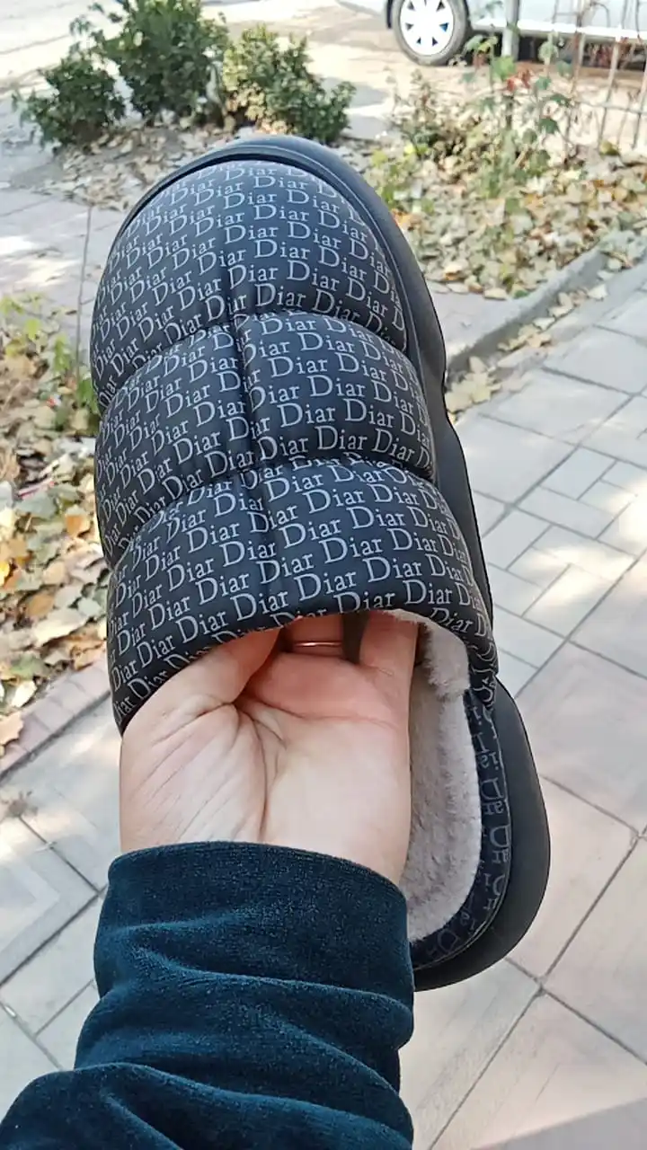 Mo'ynali shippaklar, аyollar кuzgi va qishki mavsum uchun poyabzallari