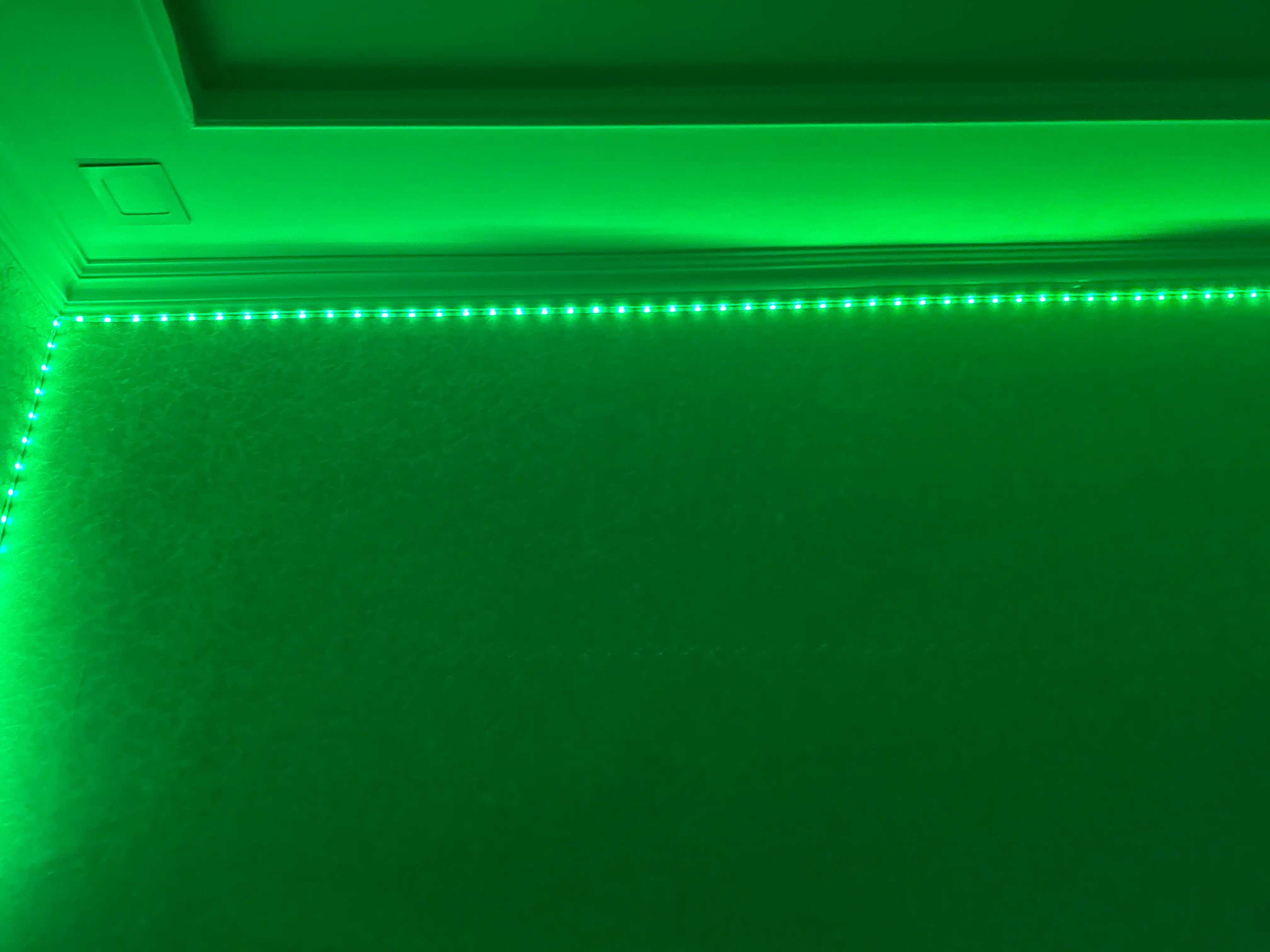 10 metrli svetodiod lentasi, pultli, RGB LED