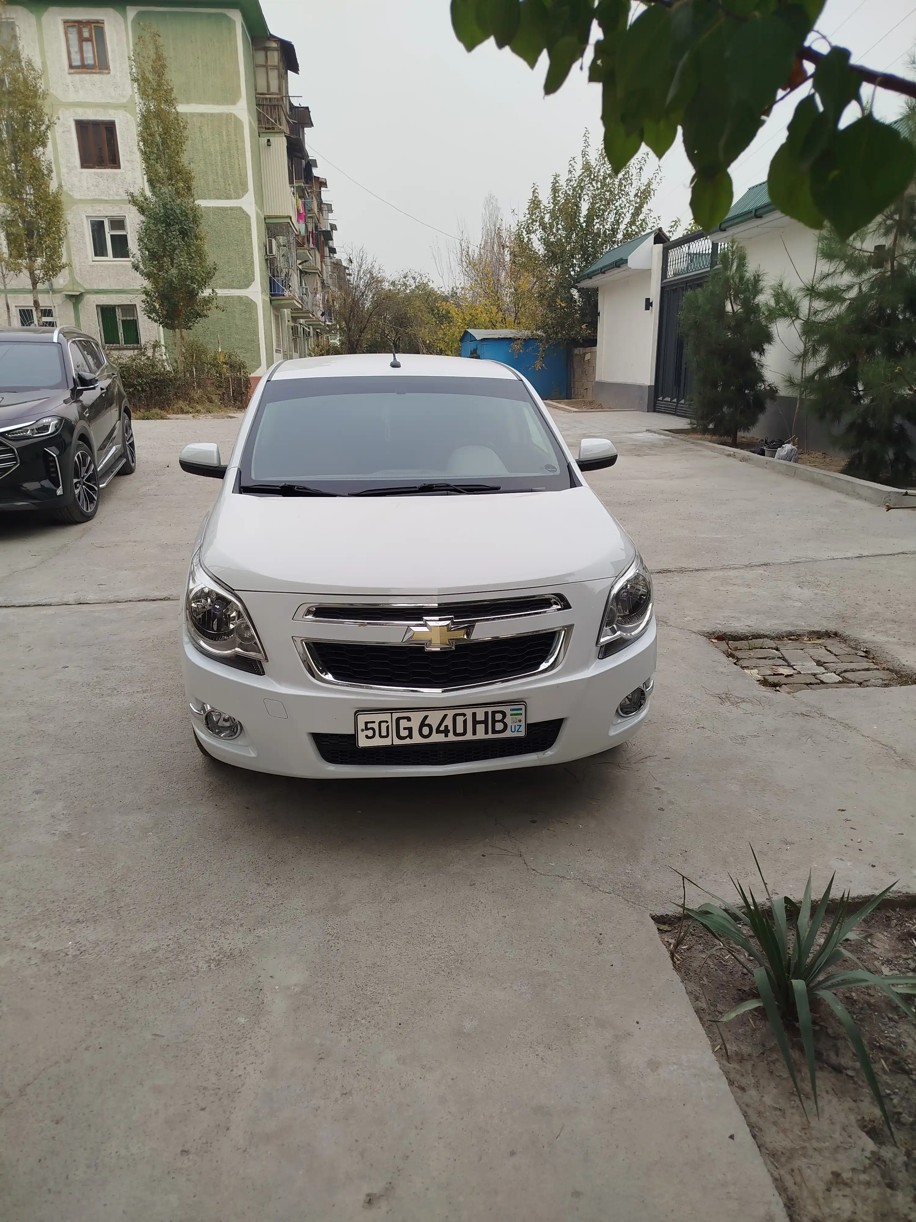Никелевые накладки для противотуманной фары Chevrolet Cobalt, Matiz туманка ПТФ