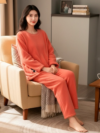 Ayollar momiq pijamasi