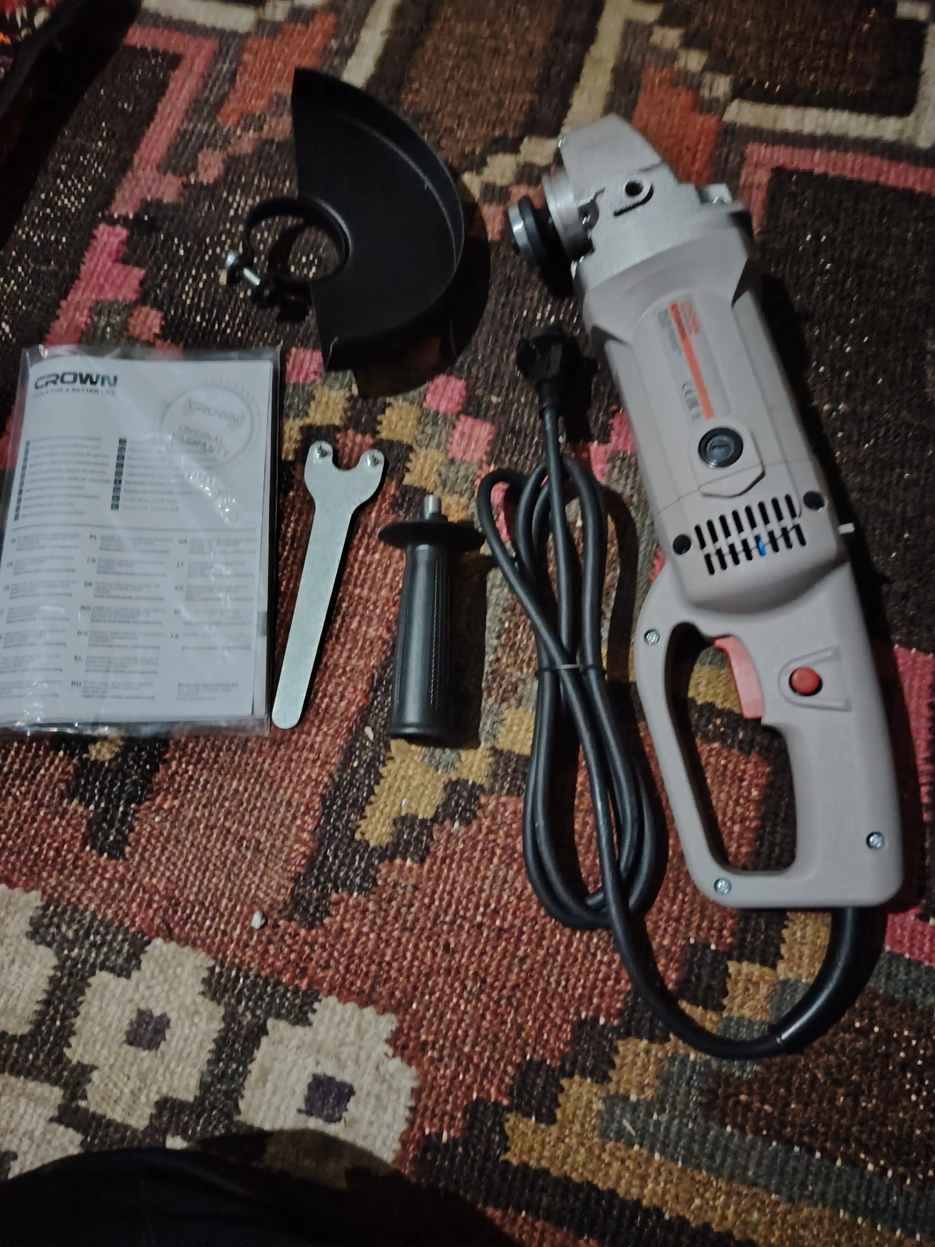 Болгарка CROWN CT13034, 1300W, 180 мм