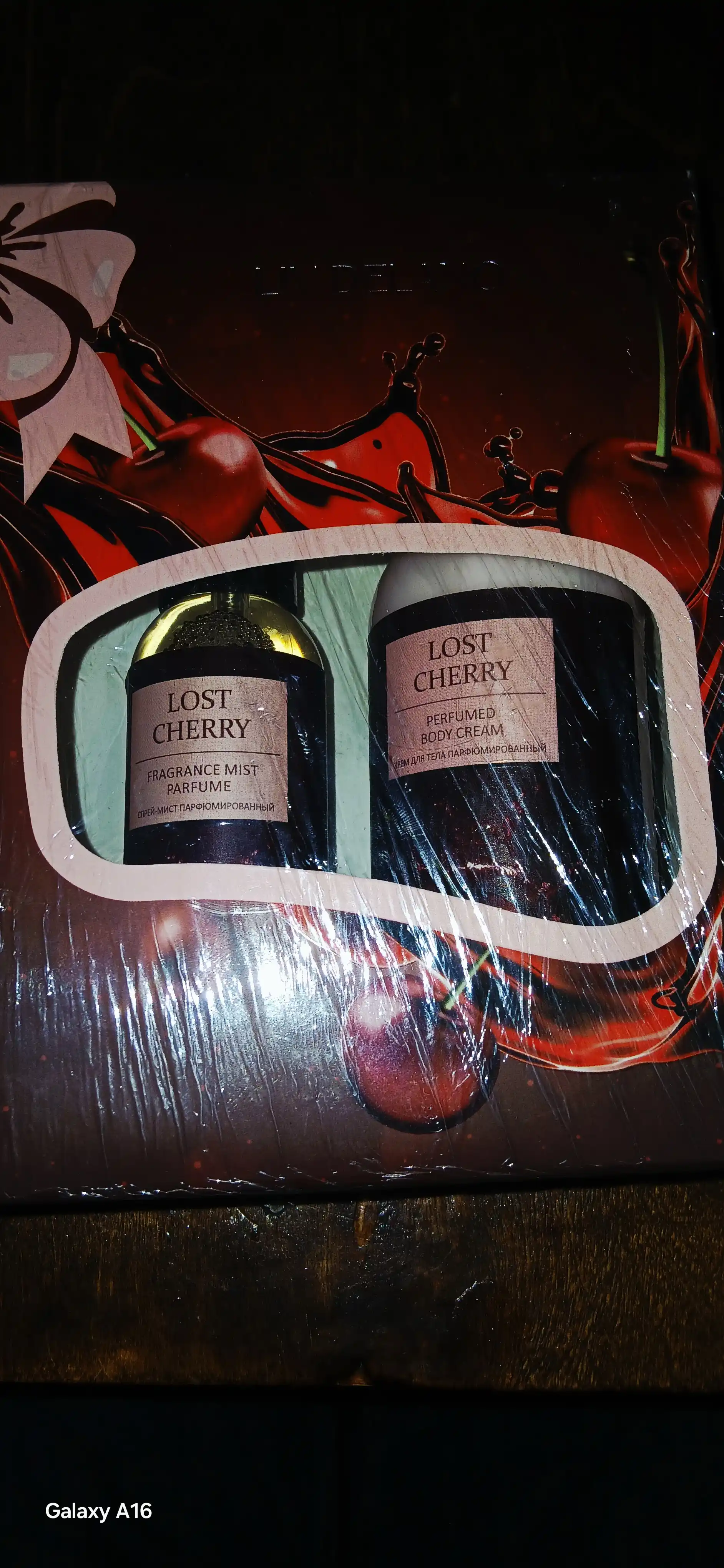Tana parvarishi sovg'a to'plami Liv Delano Lost Cherry