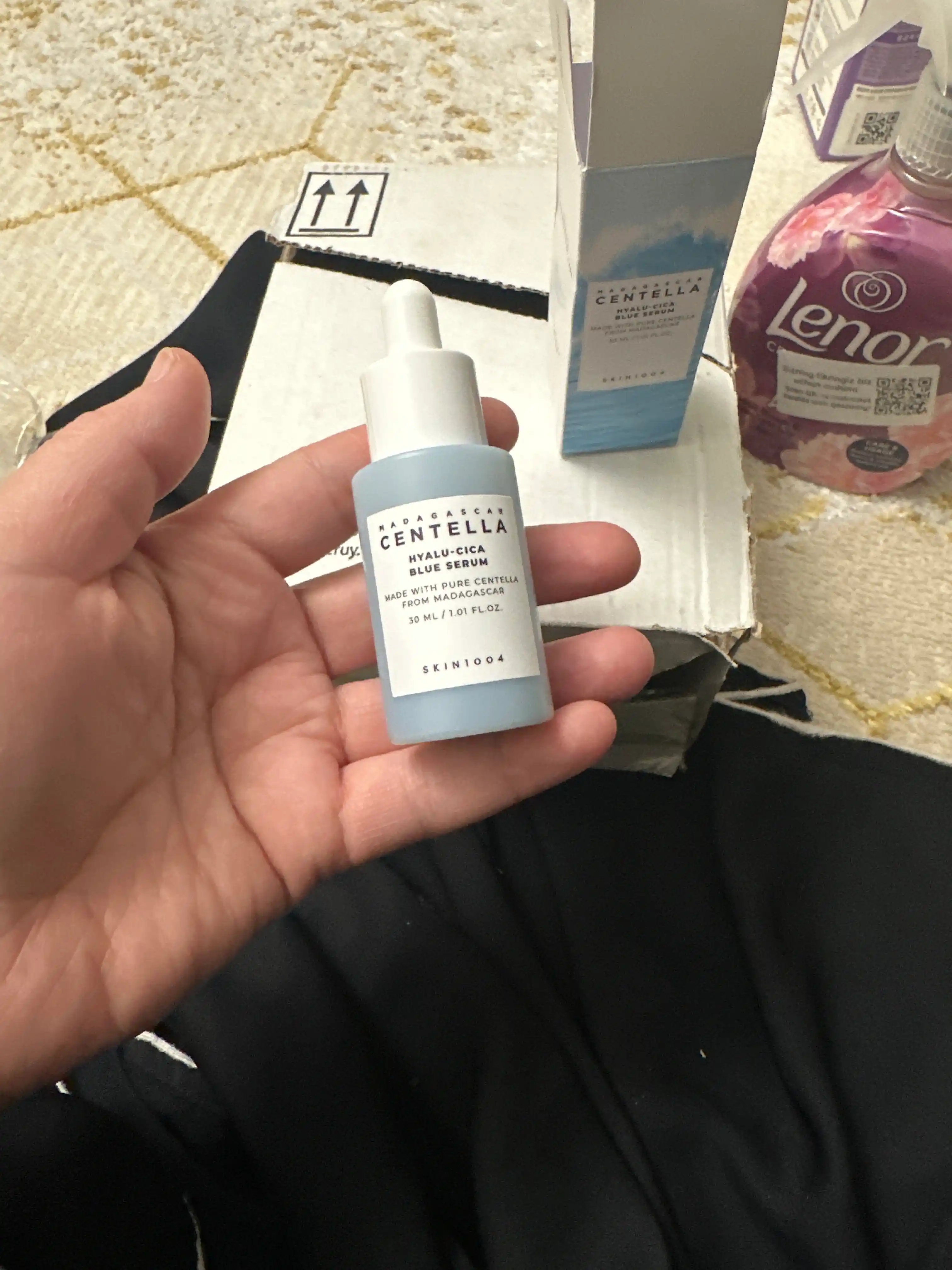 Namlantiruvchi toner, ton tekislovchi SKIN1004 Centella Hyalu-Cica, 30 ml