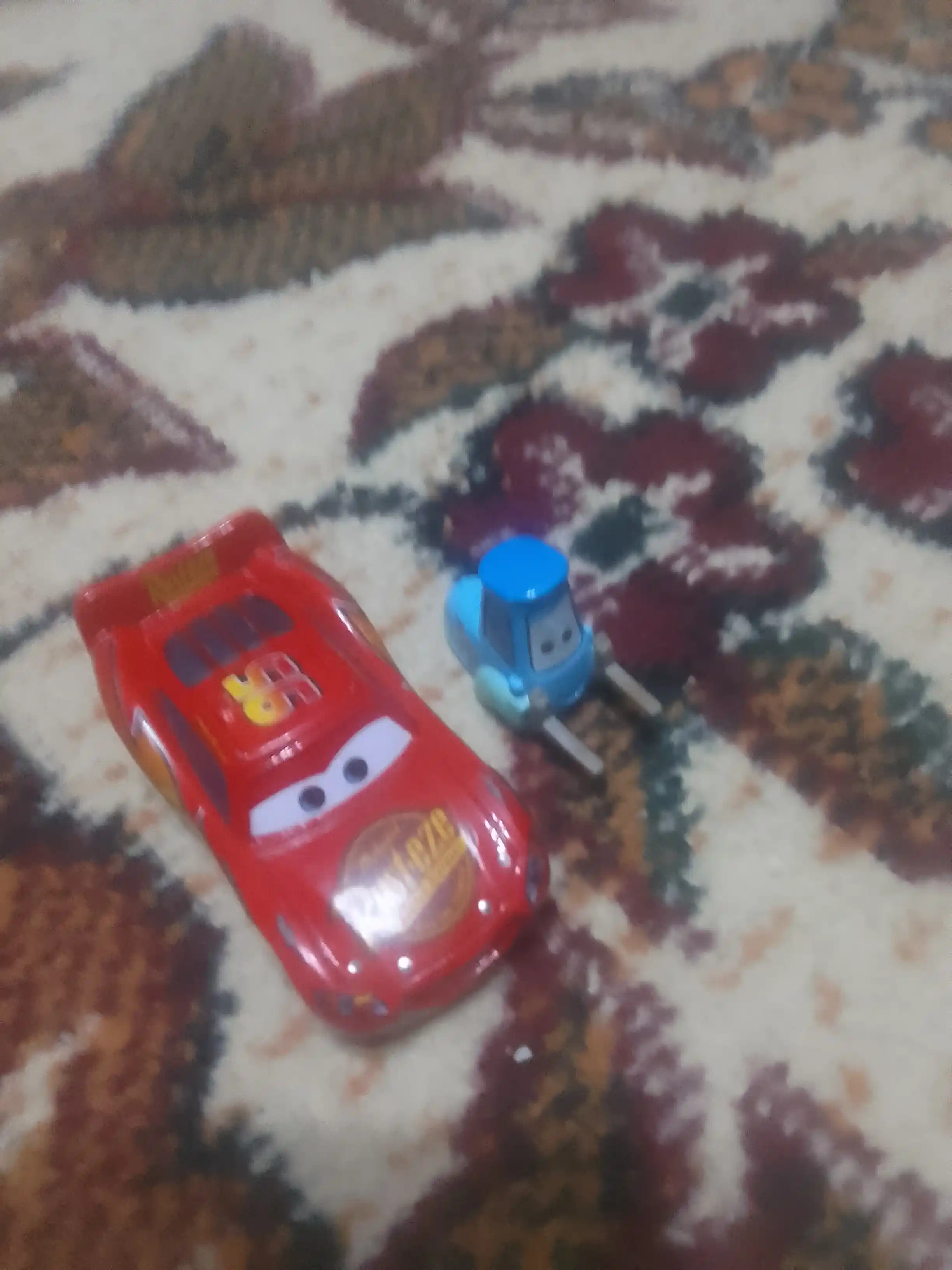 Kolleksion, metall, o‘yinchoq aravachalar, 1,64 Disney Pixar Cars Makvin mashinalari