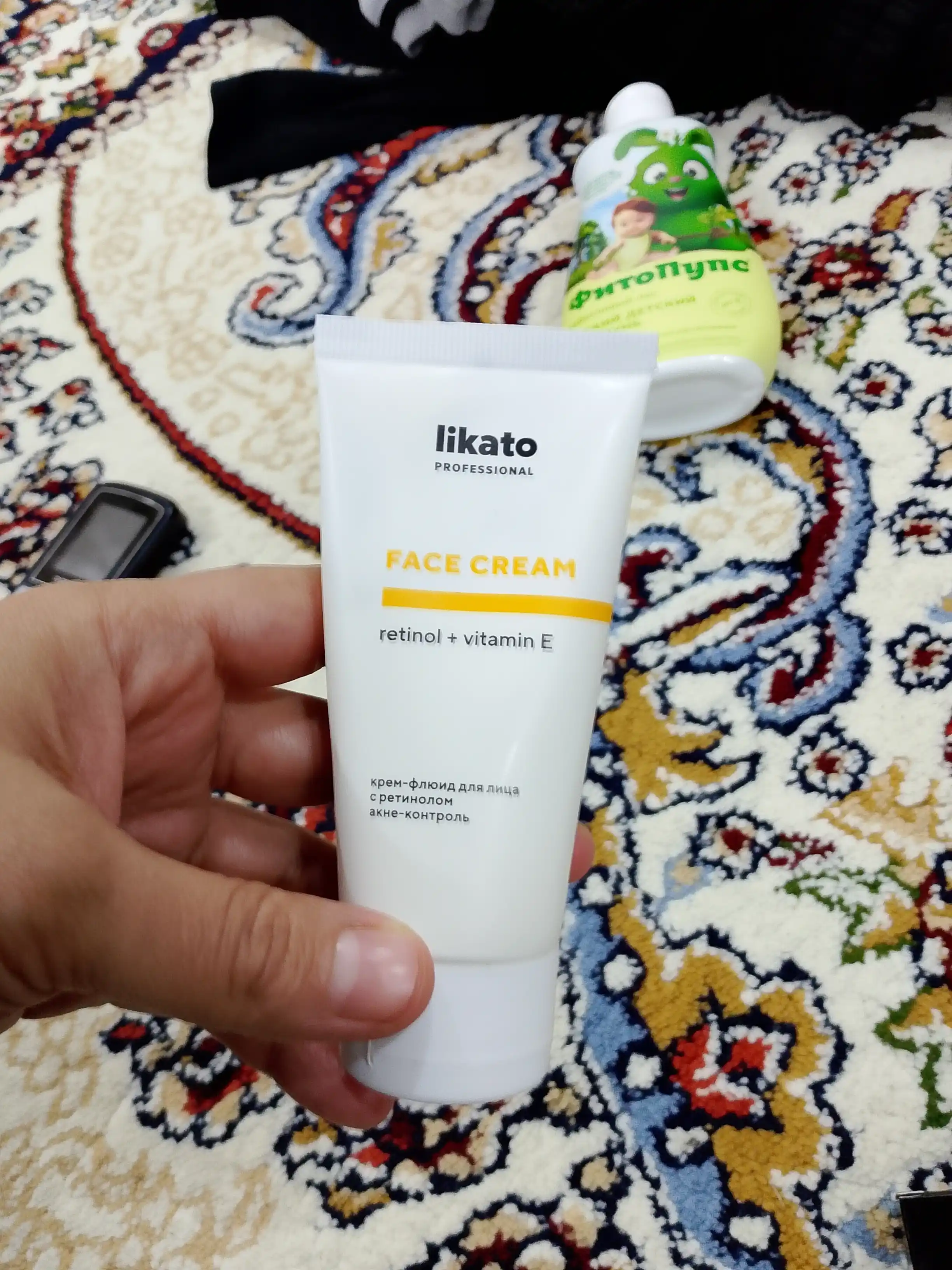 Retinol akne nazorati bilan yuz kremi suyuqligi Likato, vitamin E, yuz terisi uchun, 50 ml