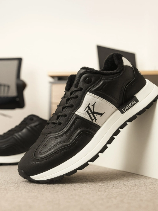 Qishki va kuzgi erkaklar uchun issiq charm krossovkalar BOSS Fashion 41–44