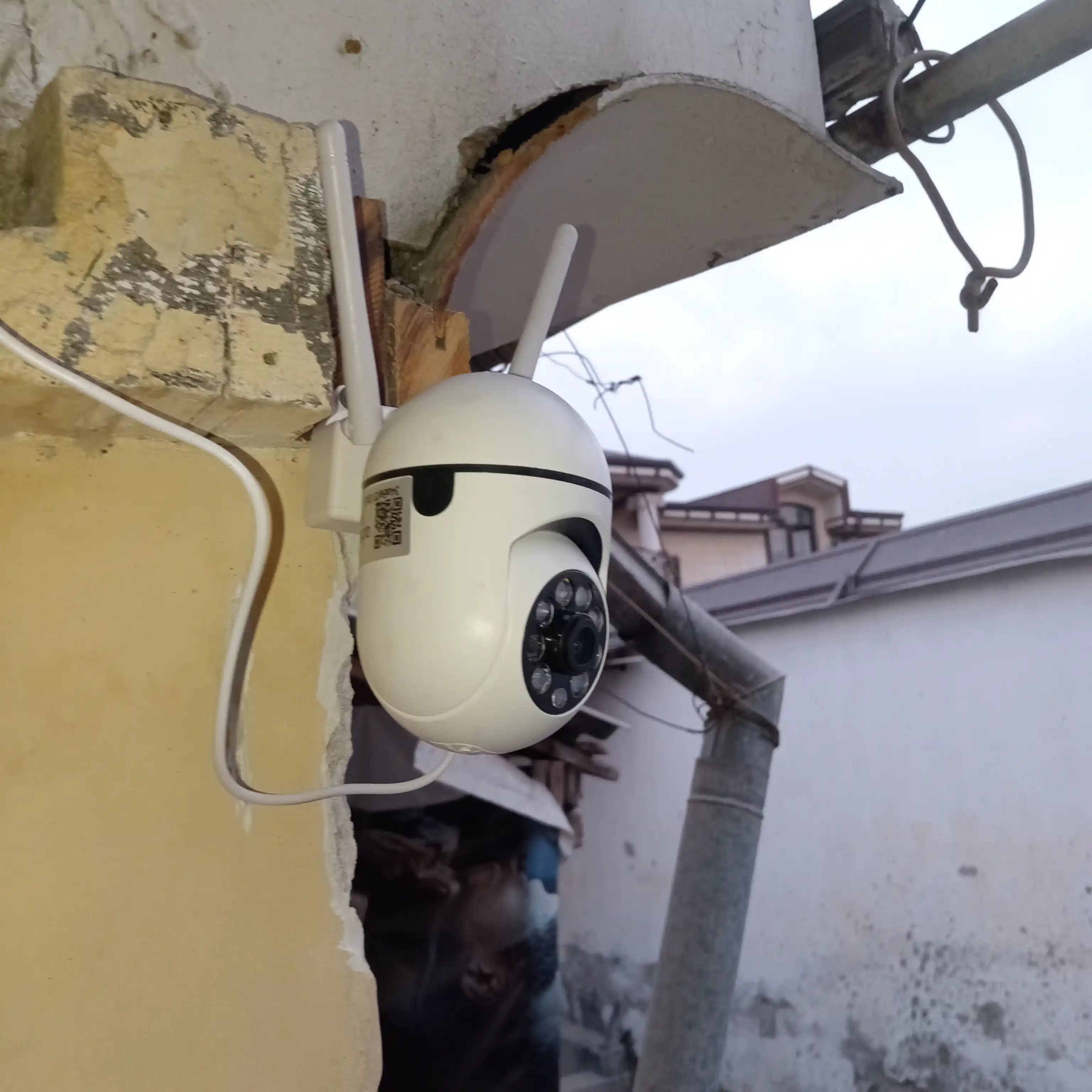 Wi-Fi Камера IP видеонаблюдения PTZ