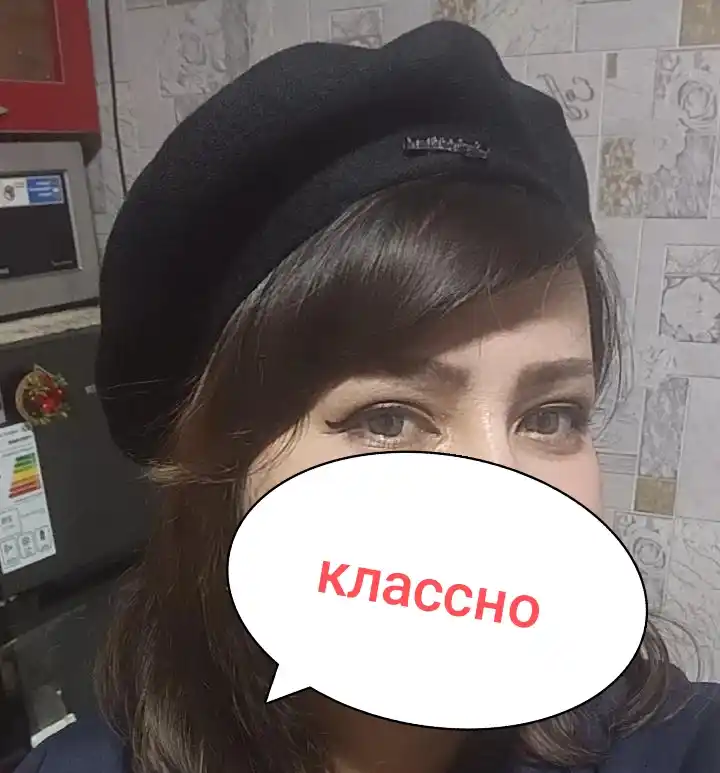 Женский берет, ангора