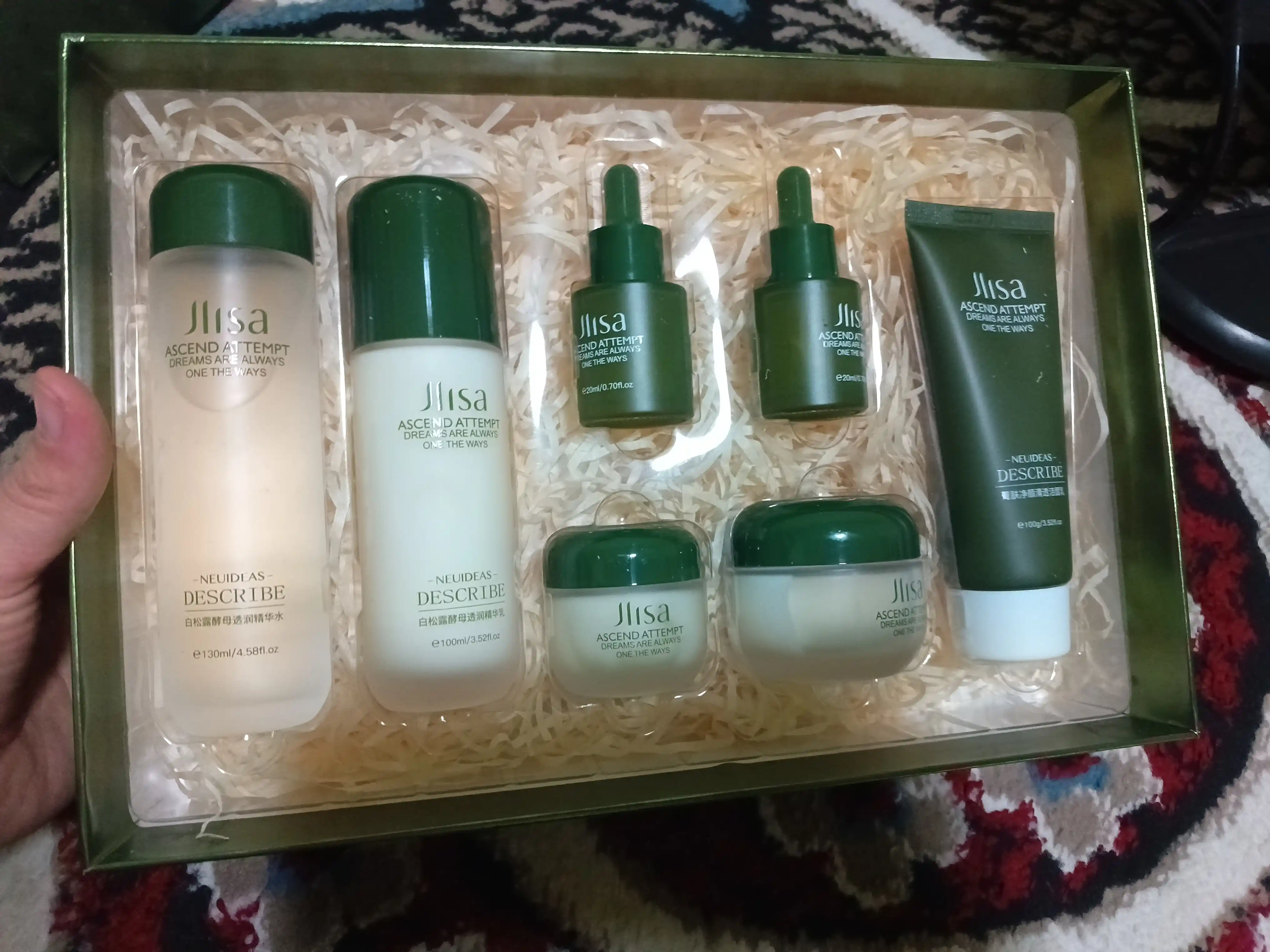 Yuzga uxod nabor, kosmetik to'plami JLISA, 7 si 1 da ajinlarga qarshi, ayollarga sovg'a