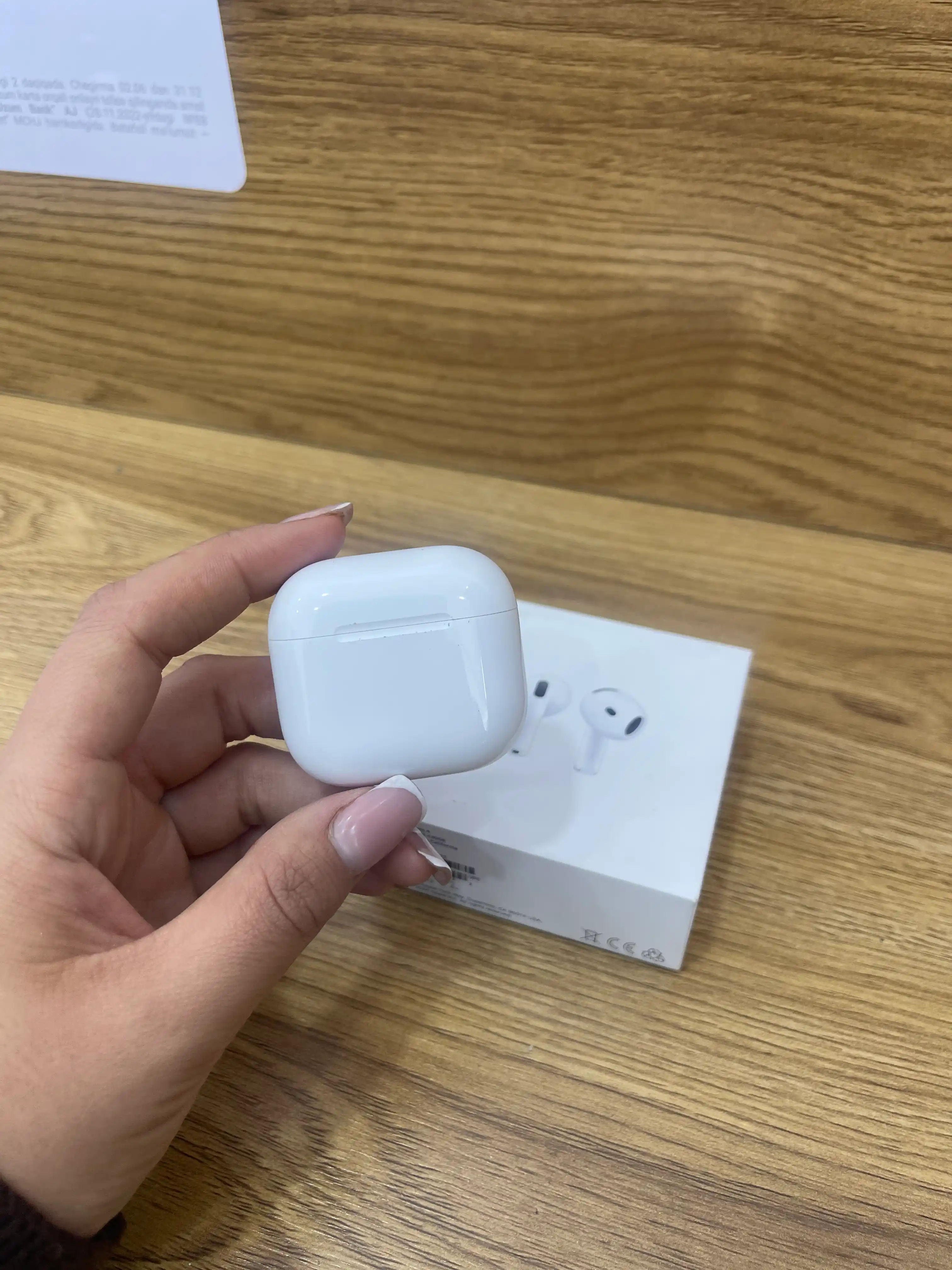Simsiz quloqchinlar Apple AirPods 4 (2024) original