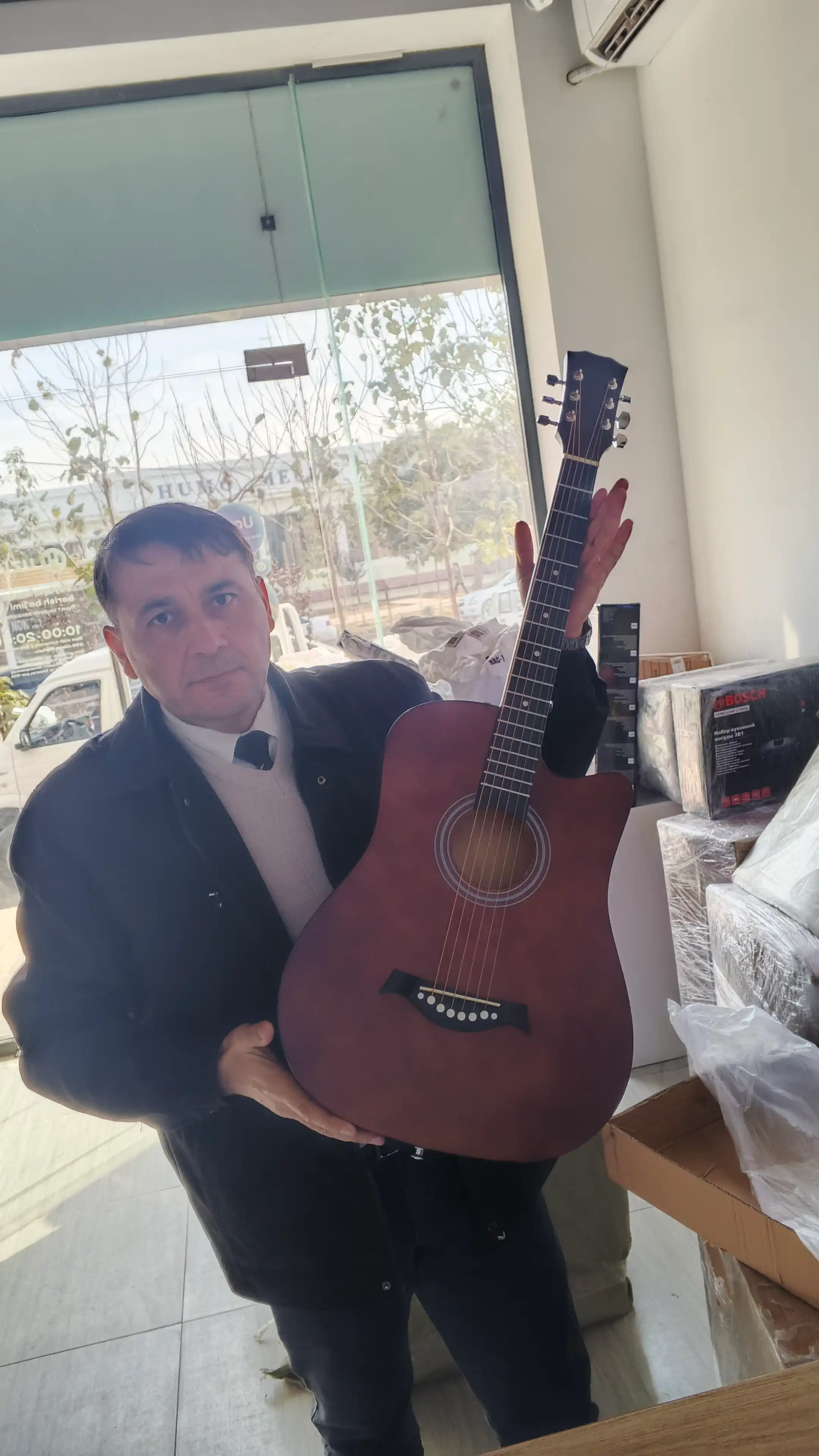 Gitara akustik, 6 torli, to'plam