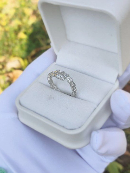 Серебряные кольца, серебро 925 пробы, (в форме змеи)