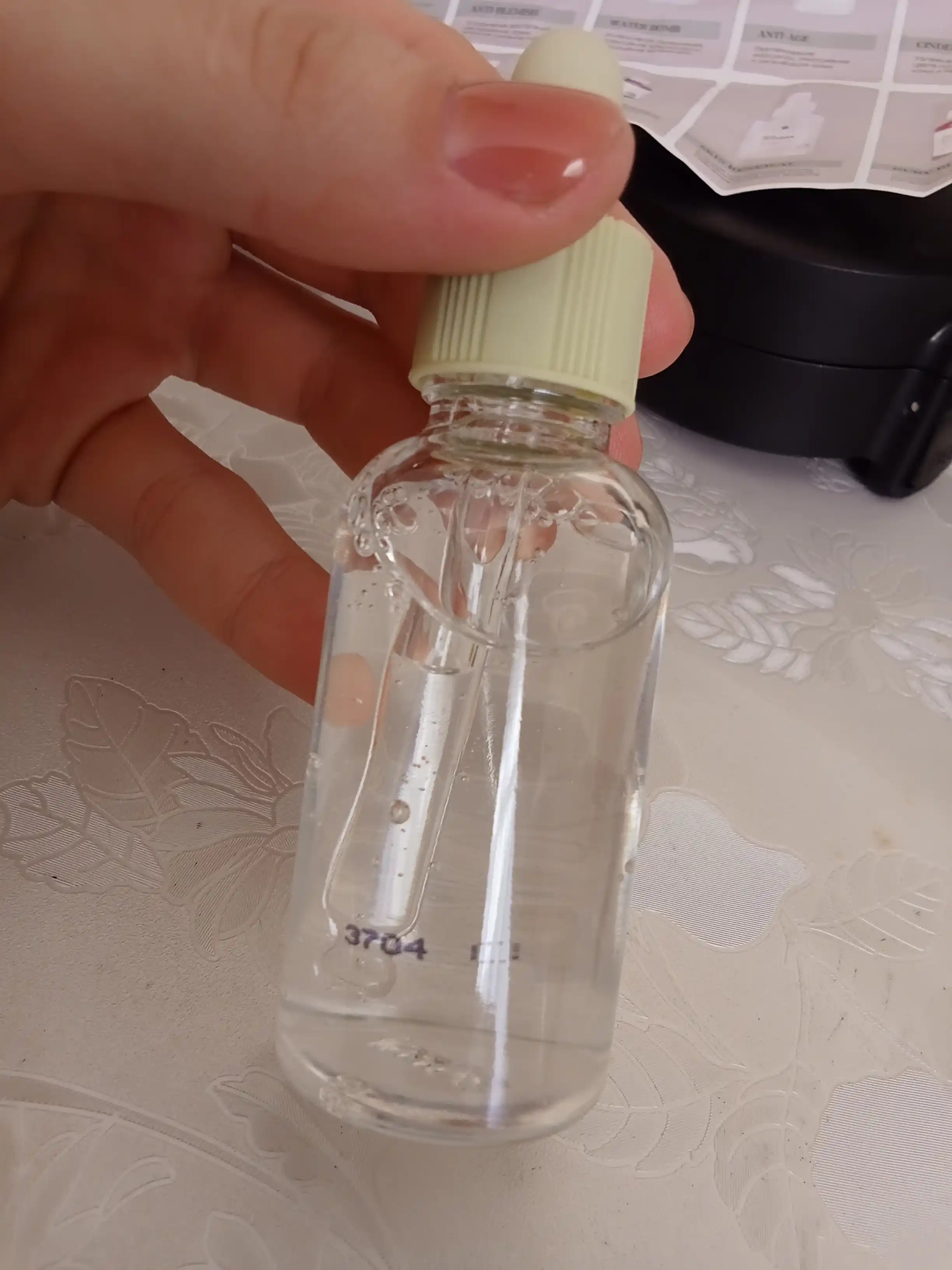 Саморегулирующая сыворотка с ниацинамидом и цинком MIXIT Anti-Blemish Serum, 30 мл