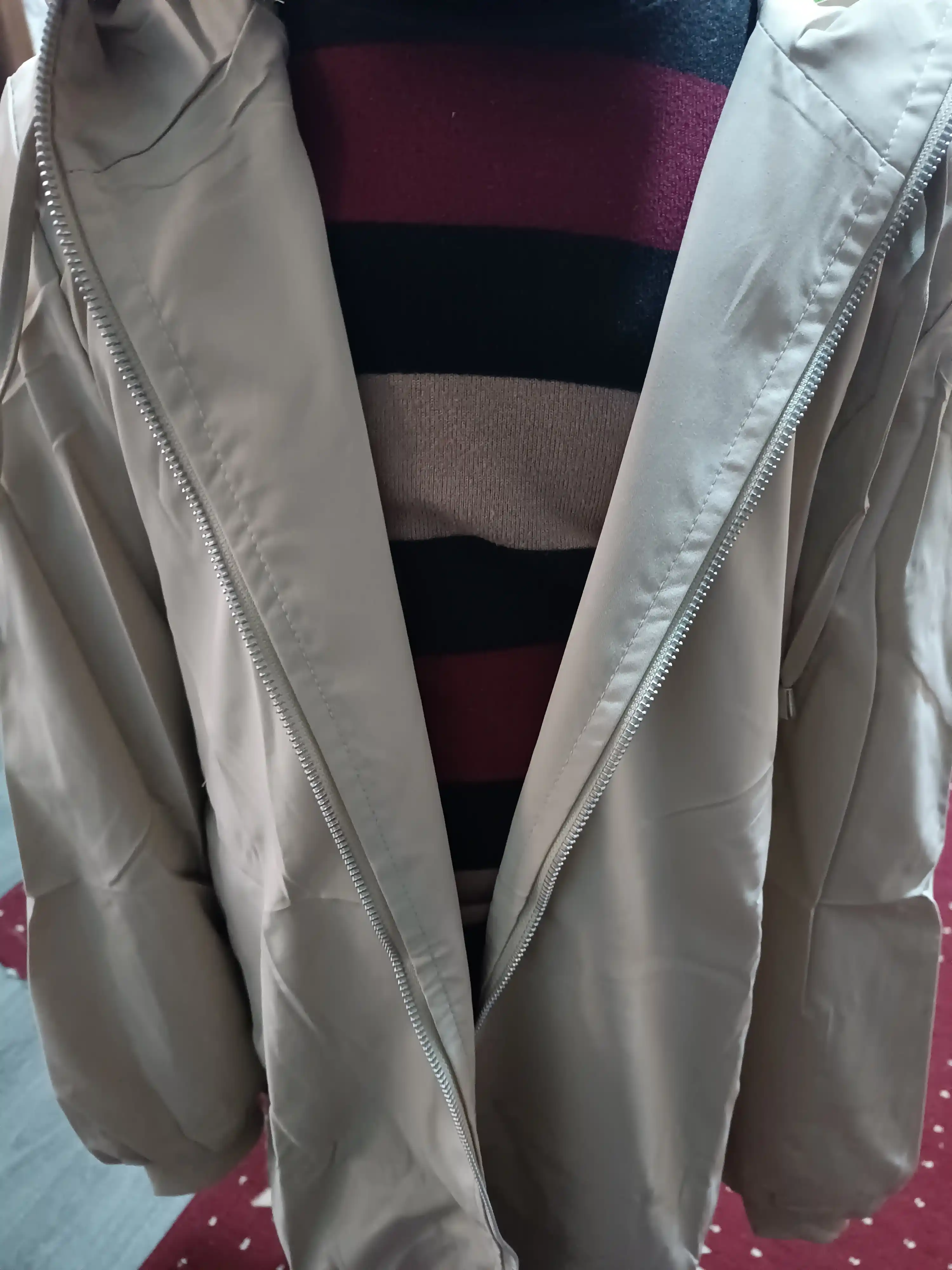 Kurtka ayollar astarli uzun, kapyushonli zamokli issiq vetrovka, tolstovka - EllyFashion