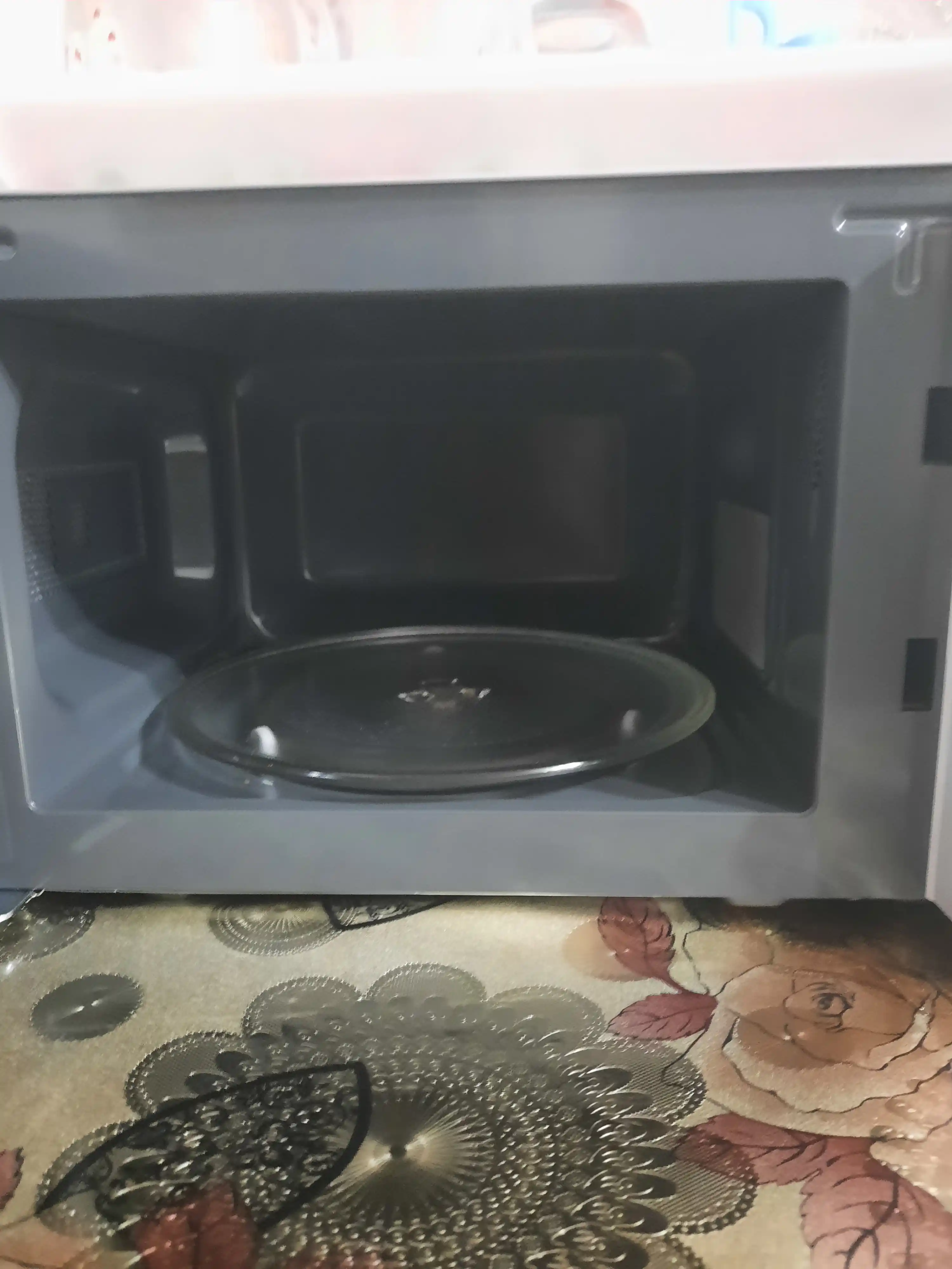Микроволновка Bench BM-M2001PB, 20 л, 700 Вт, функция разморозки, 5 режимов