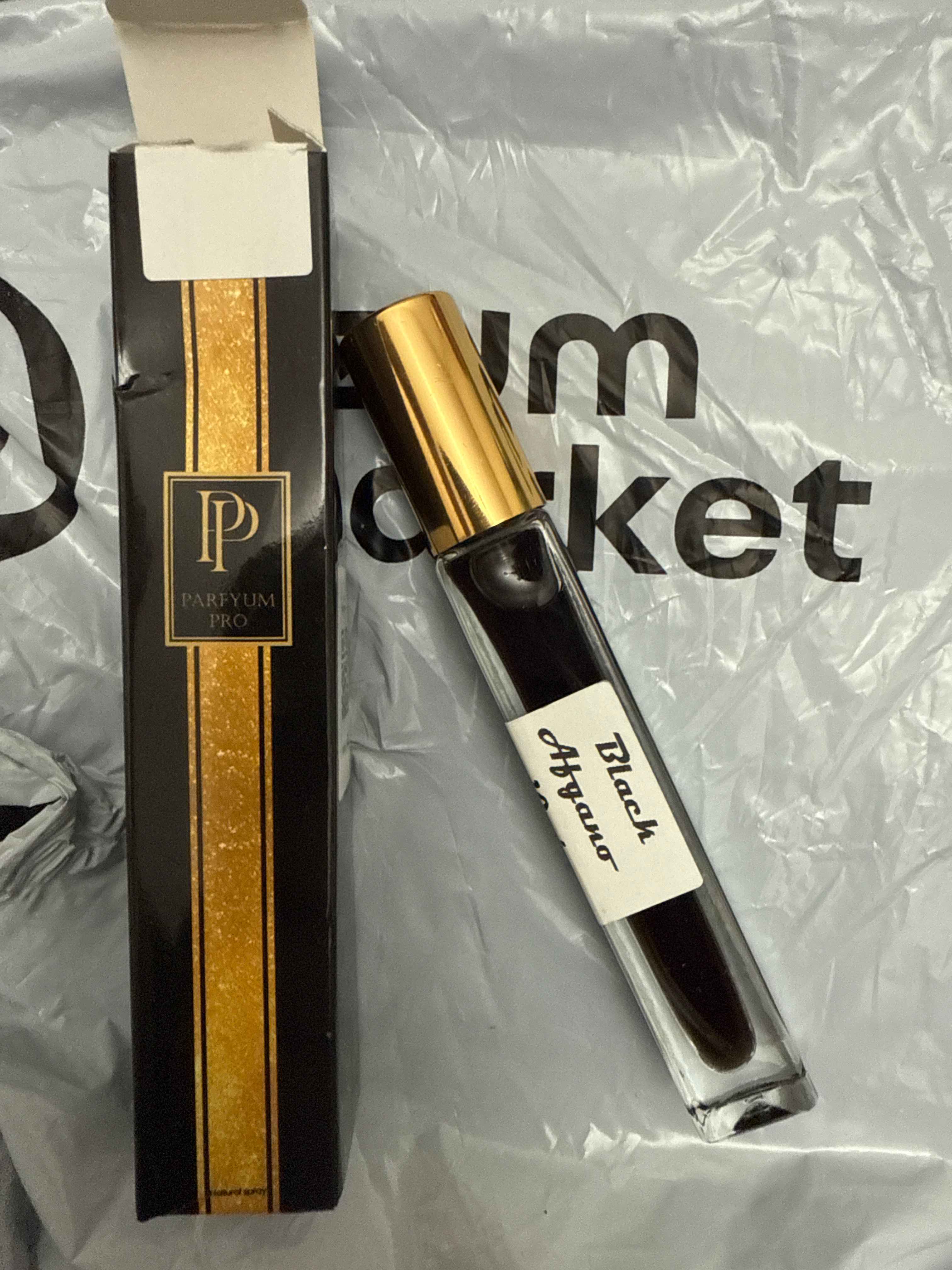 Erkaklar atiri Black afgano NASOMATTO 50% Masla (Ekstrakt parfyuma) 10 ML