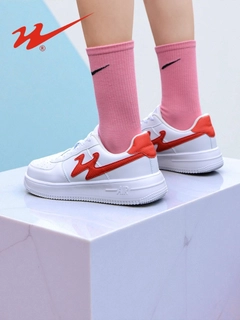 Алый