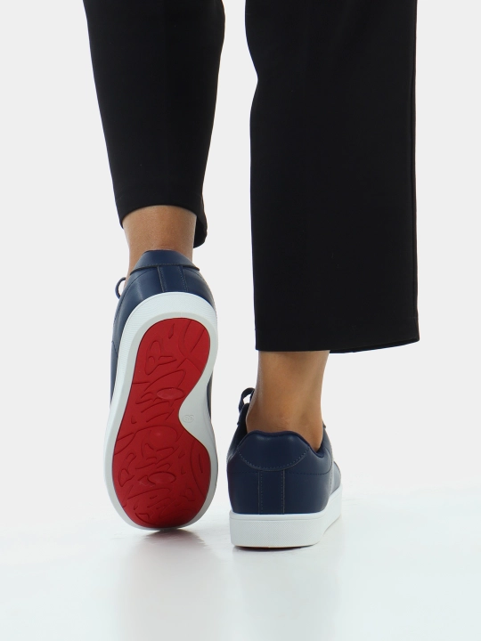 Sifati zo'r bo'lgan nachosli ayollar Louboutin krossovkalari. Olcham 36-41