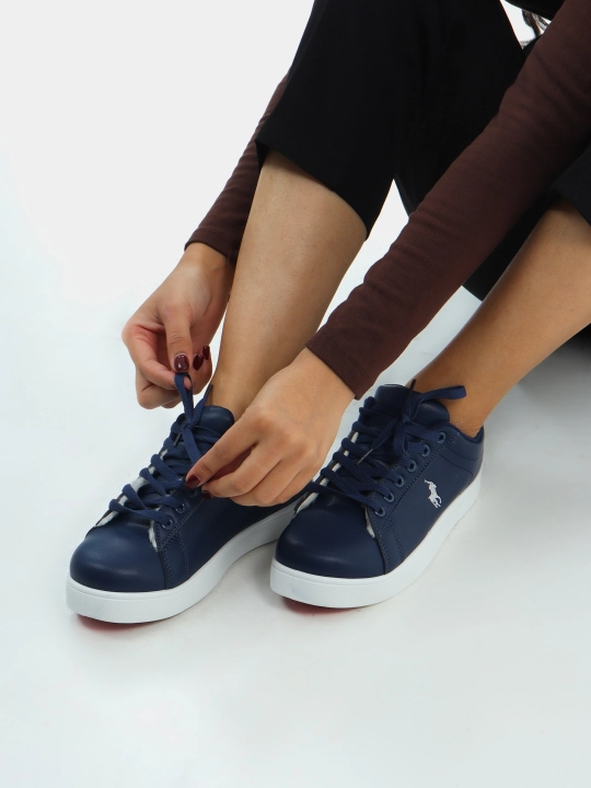 Sifati zo'r bo'lgan nachosli ayollar Louboutin krossovkalari. Olcham 36-41