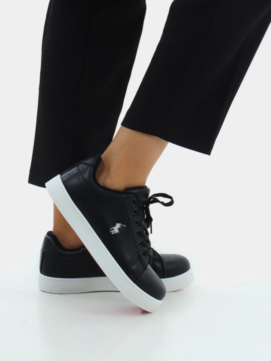 Sifati zo'r bo'lgan nachosli ayollar Louboutin krossovkalari. Olcham 36-41