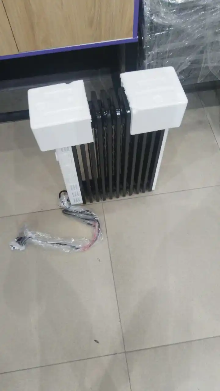 Qovurg‘a pechka Bench BH-SM23M11WB, moyli isitkich-radiator, 11 seksiya, 2300 W