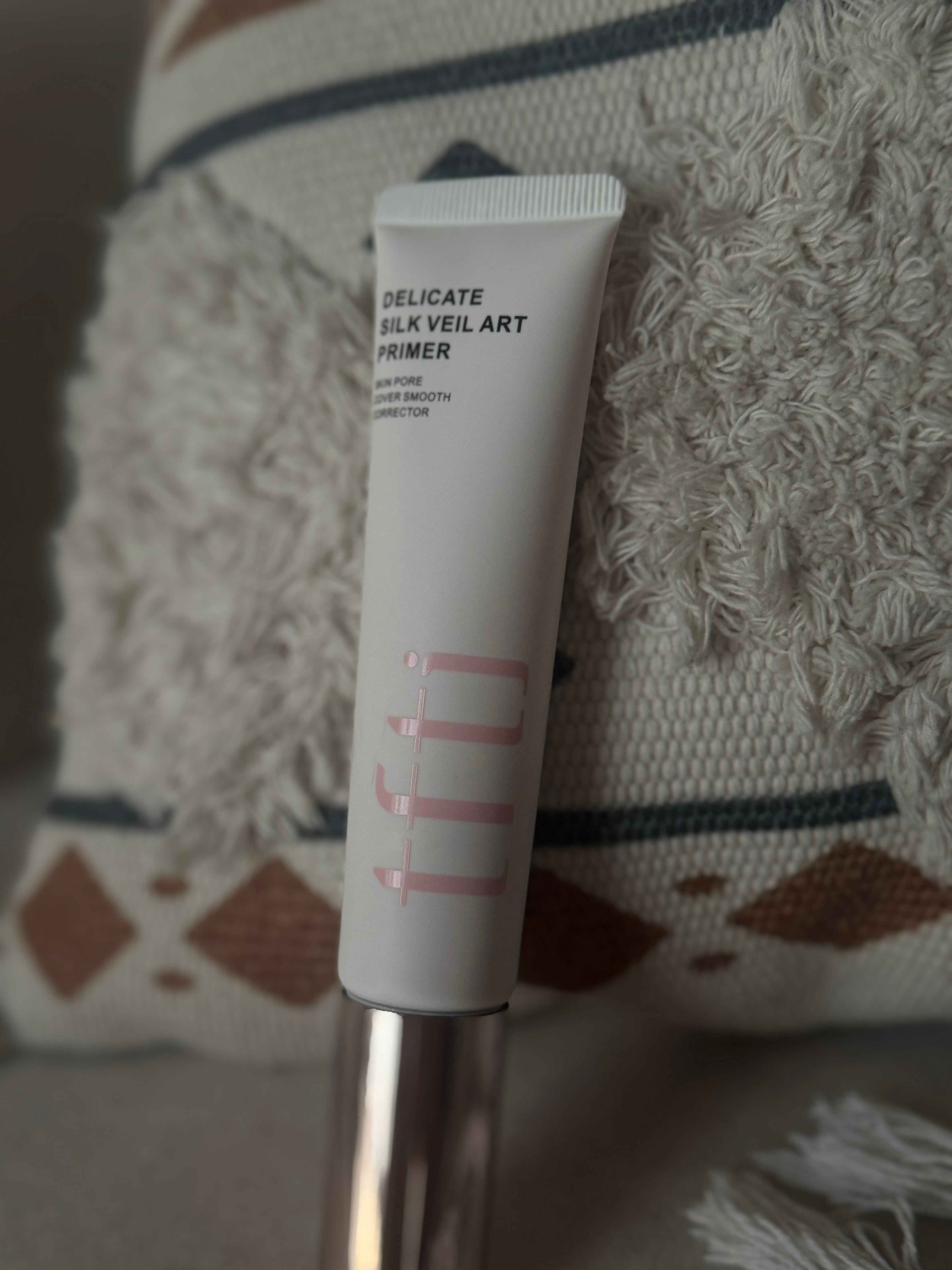 База-праймер для макияжа TFTI Delicate Silk Veil Art Primer
