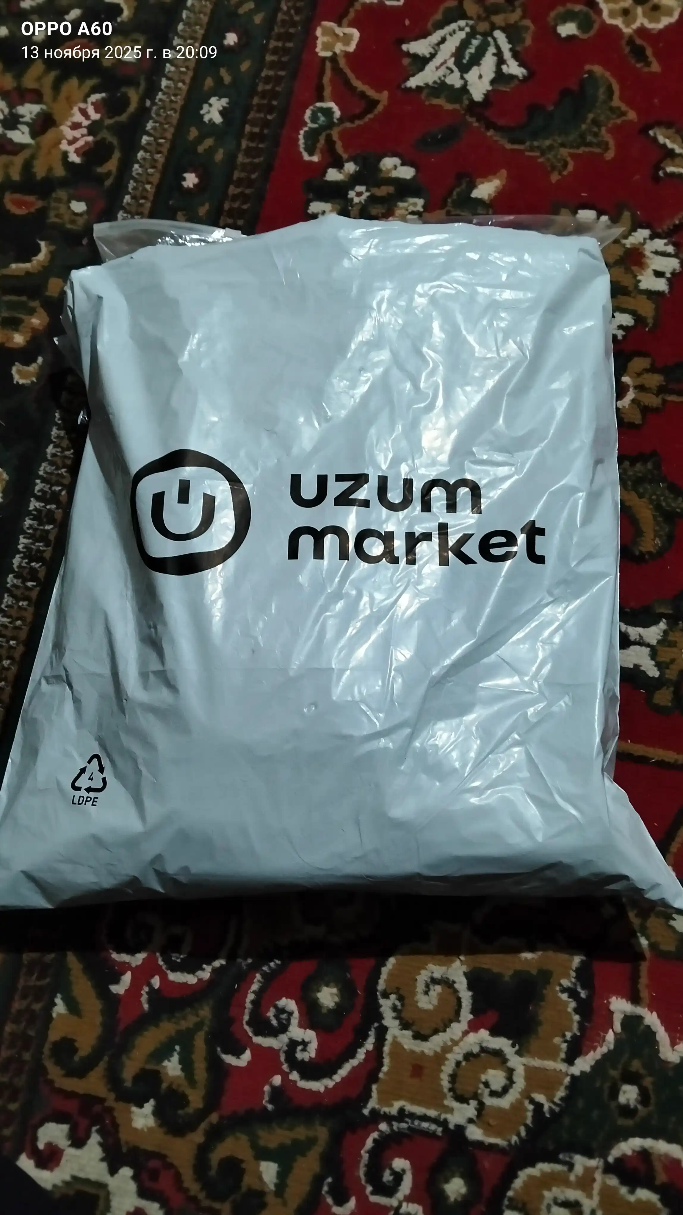 Erkaklar va ayollar uchun oversayz xudilar (uniseks)