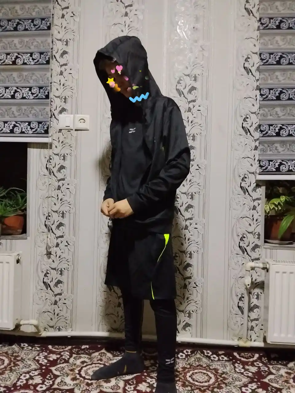 Erkaklar uchun 5 ta 1 ta sport kostyumi - mashg'ulotlar va kundalik kiyim uchun to'plam