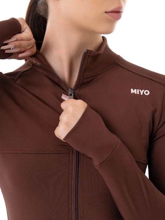 MIYO Ayollar uchun sport rashgard-longsliv, yopishib turuvchi, yengil mato