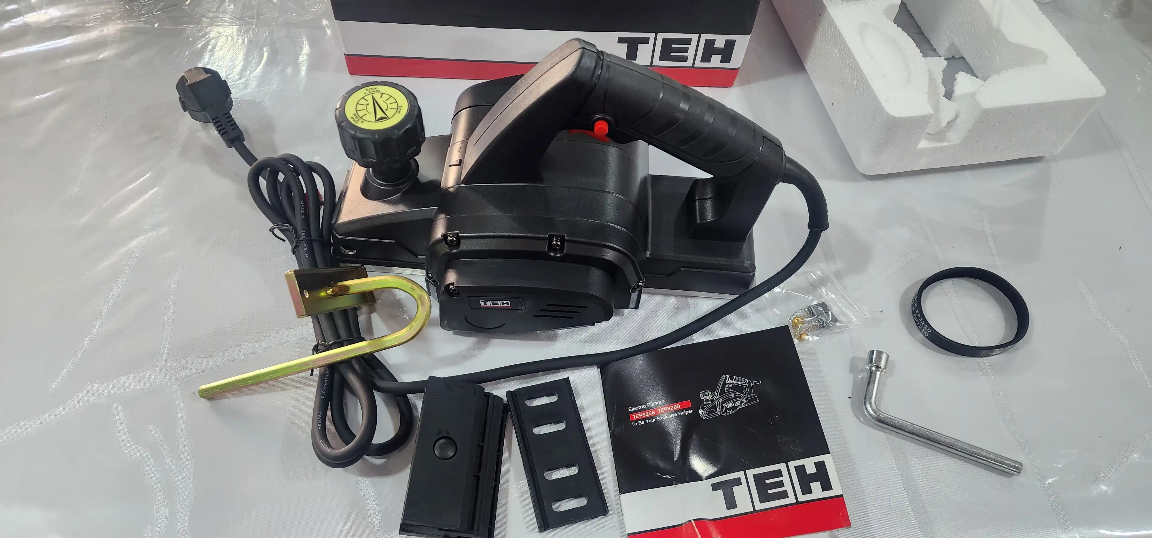 TEH TEP8260, 82 mm, 16300 ayl/min, 600 Vt quvvatli elektr randa