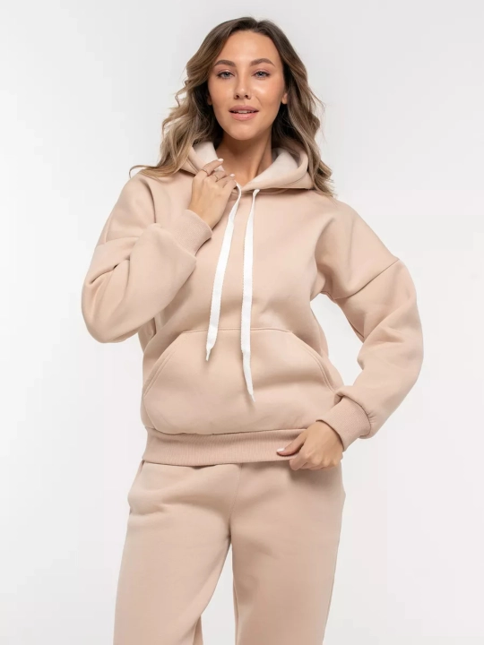 Ayollar sport kostyumi