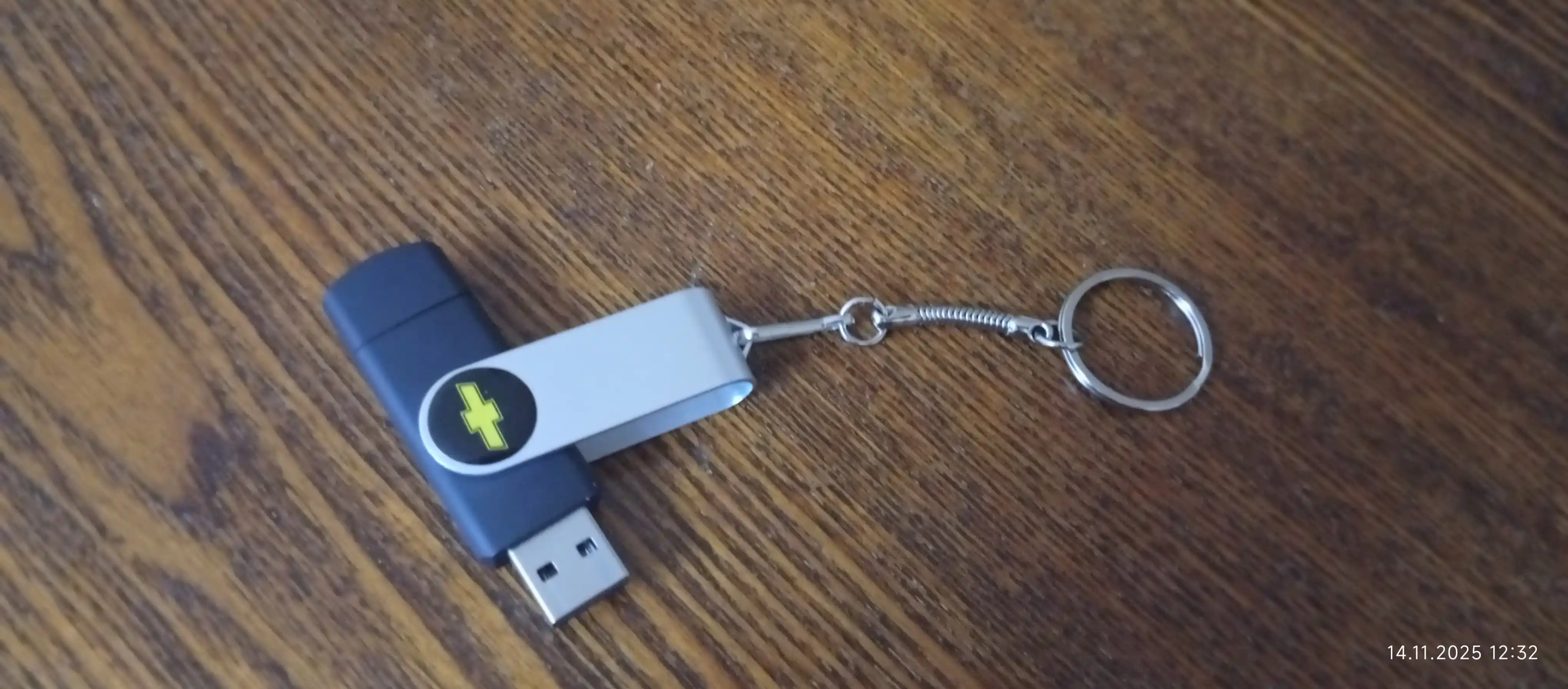 OTG fleshka, USB, Type-C, xotira kartasi 4 GB, 8 GB, 16 GB, 32 GB, 64 GB, 128 GB, 256 GB