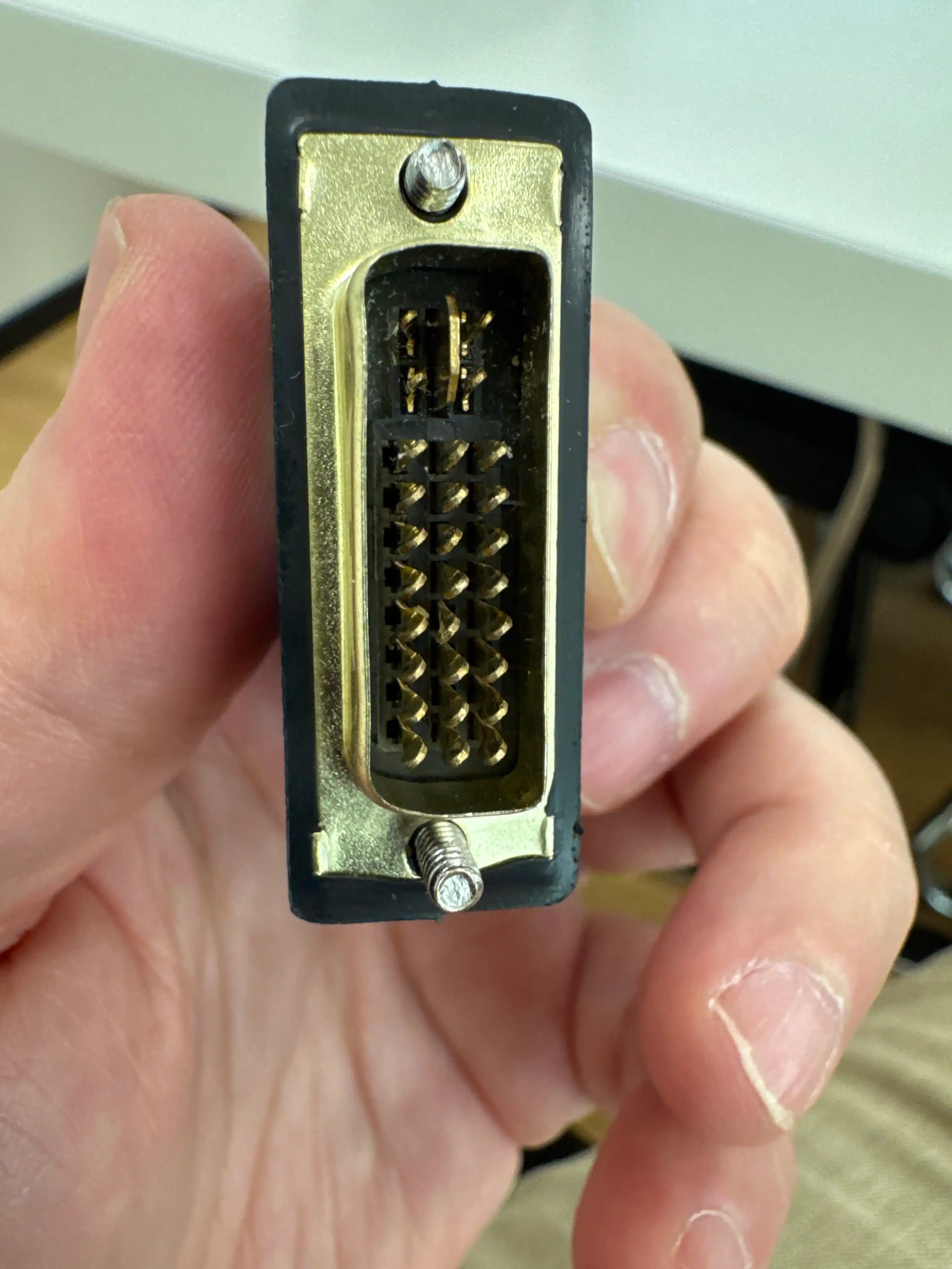 Adapter HDMI F - DVI-D 24+1 M HDMI-dan DVI-ga minusli