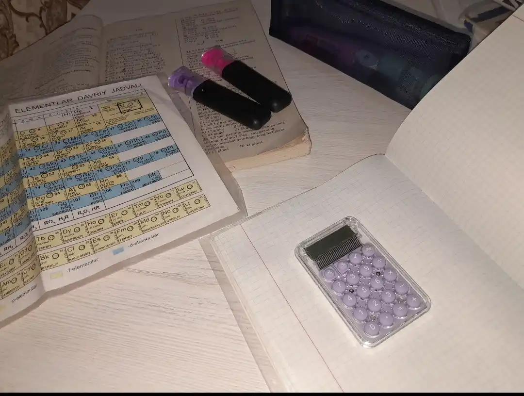 Cho‘ntak kalkulyatori, portativ, maktab va ofis uchun, muhandislik