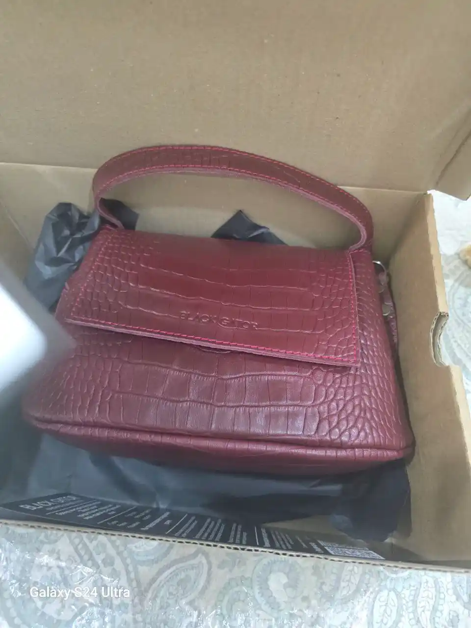 Ayollar sumkasi tabiiy charmdan Black Gator