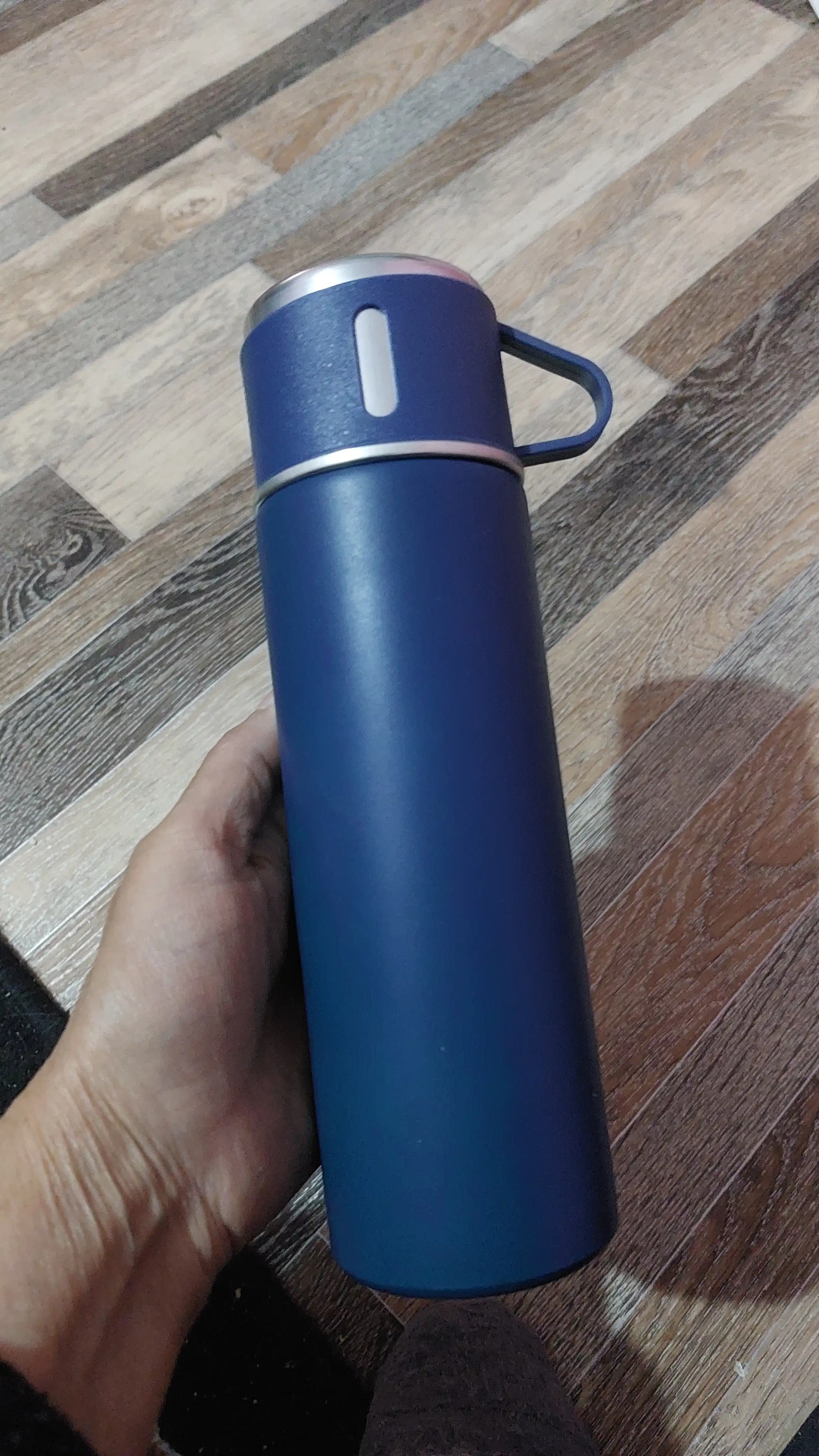 Termos - termokrujka, 3 ta stakanli sovg'alar to'plami, 500 ml