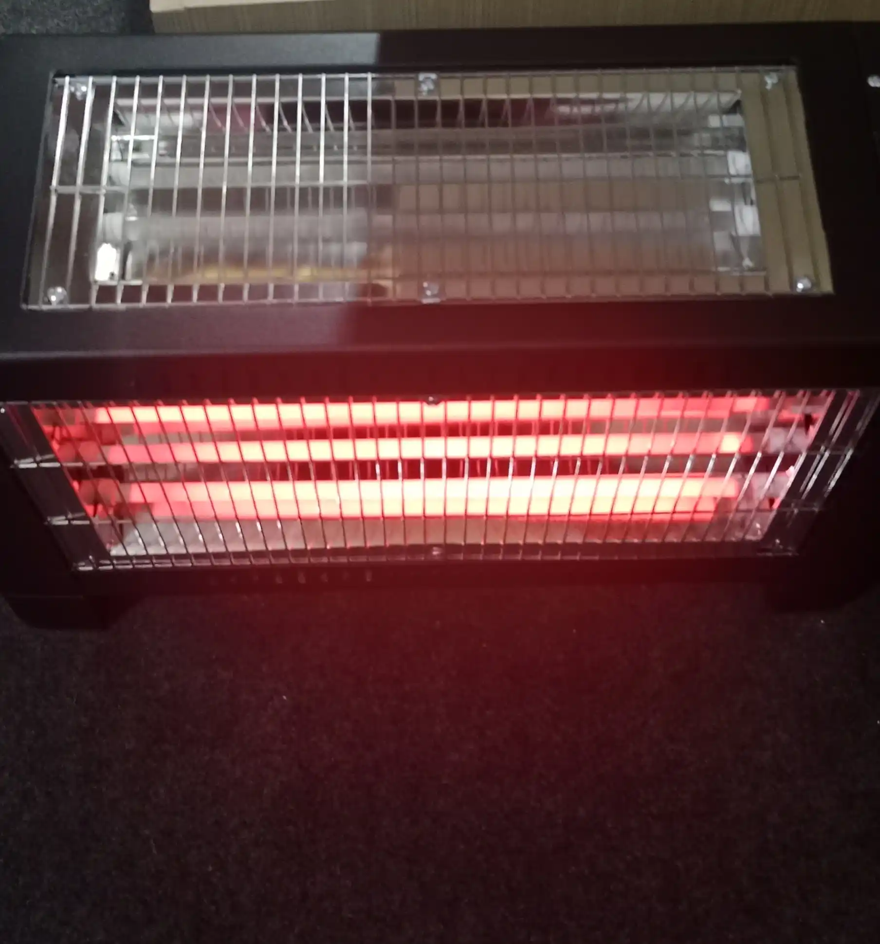 Elektr isitgich pechka GREAT CROWN, quvvati 2400 Vt