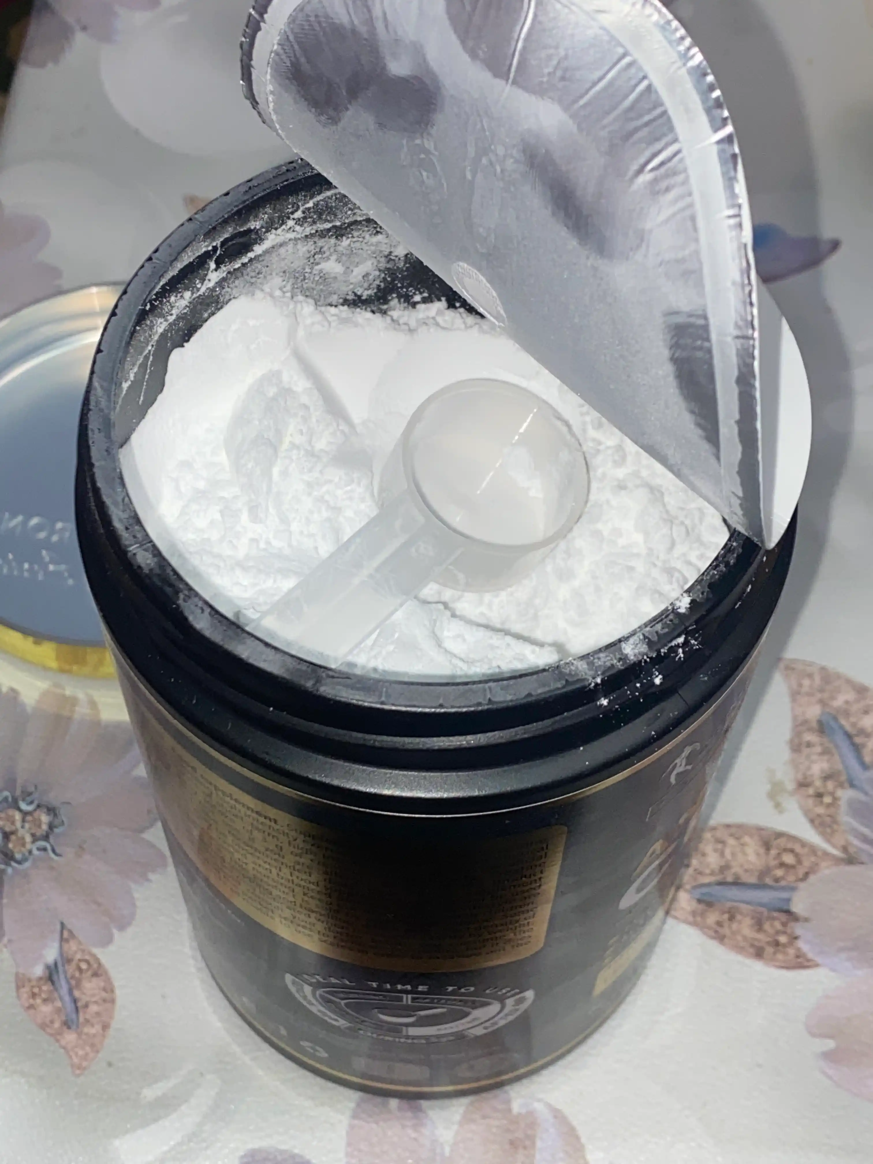 Креатин моногидрат Kevin Levrone Anabolic Creatine, без вкуса, 600г, 120 порций