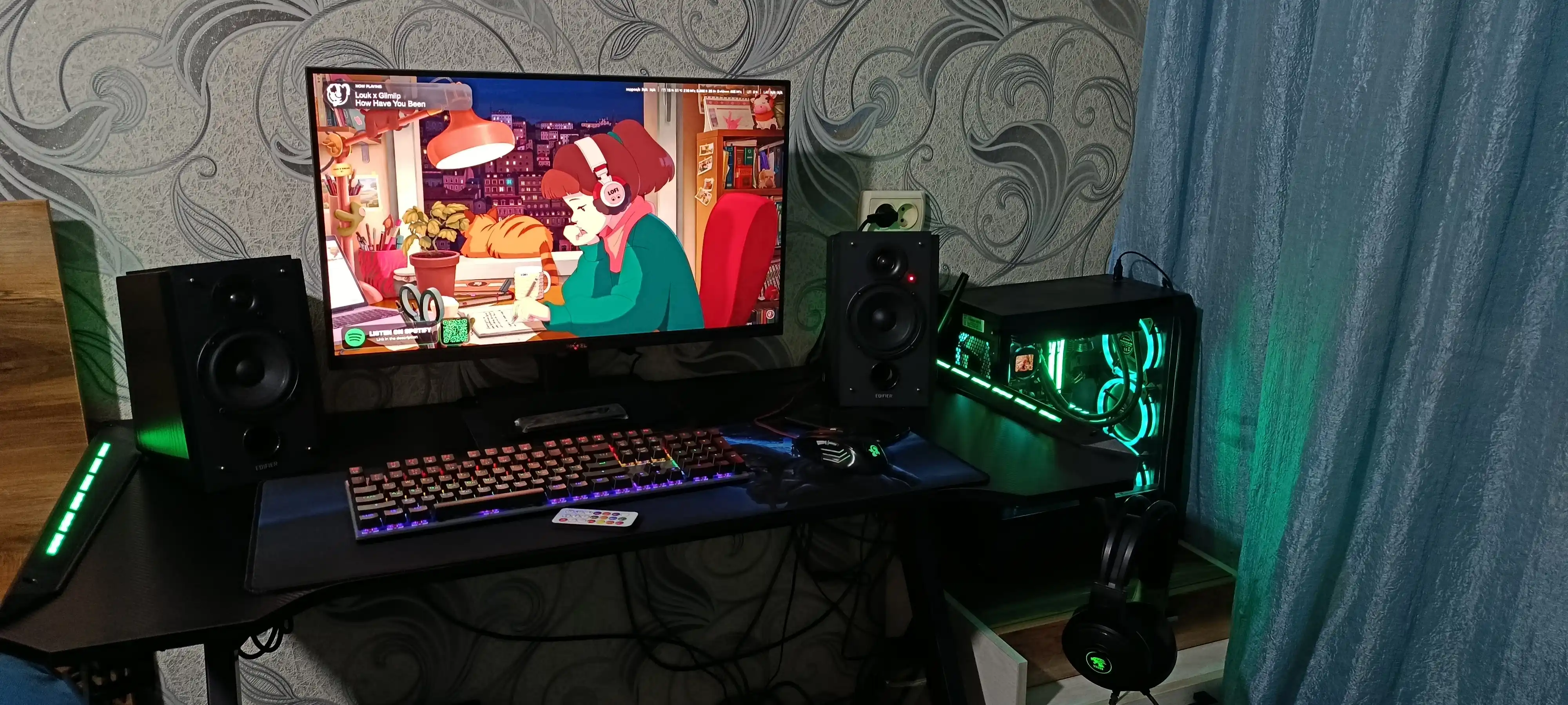 120 sm, RGB Gaming stol, Y-shaklli, kosa tutqichi va quloqchin ilgagi
